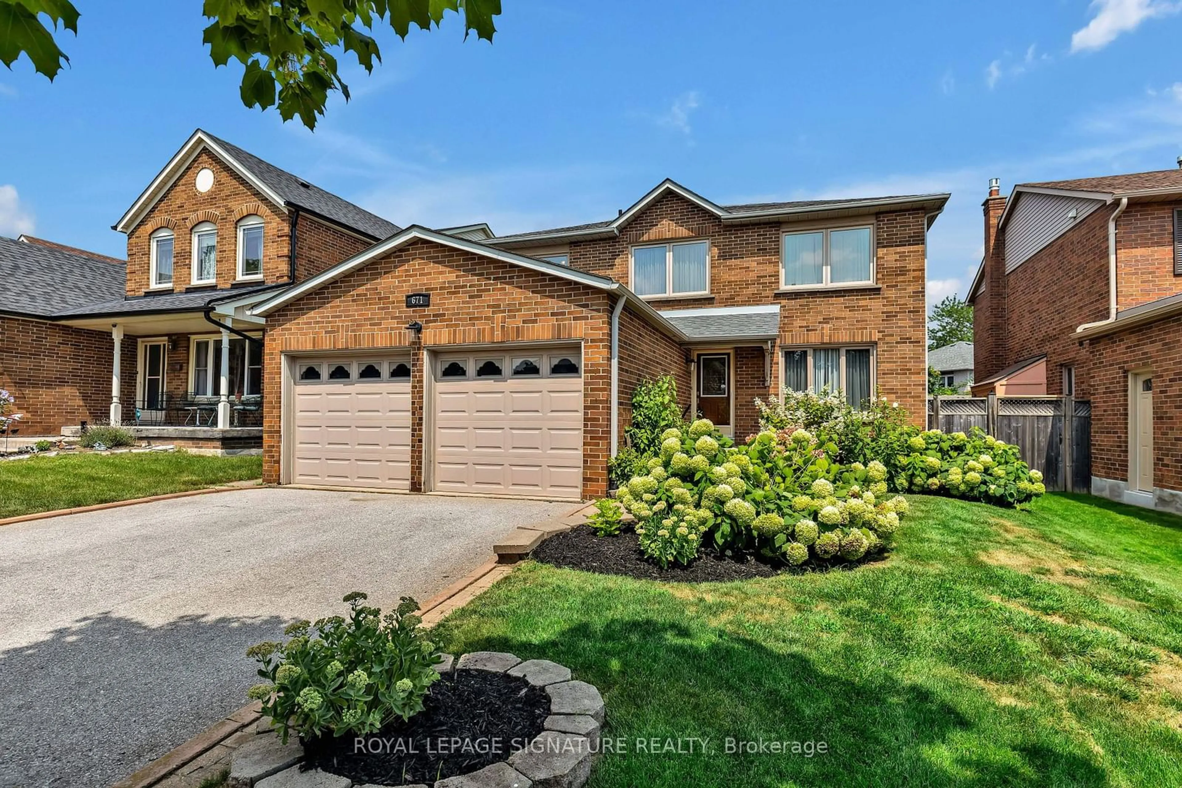 Home with brick exterior material for 671 Highview Rd, Pickering Ontario L1V 4W2