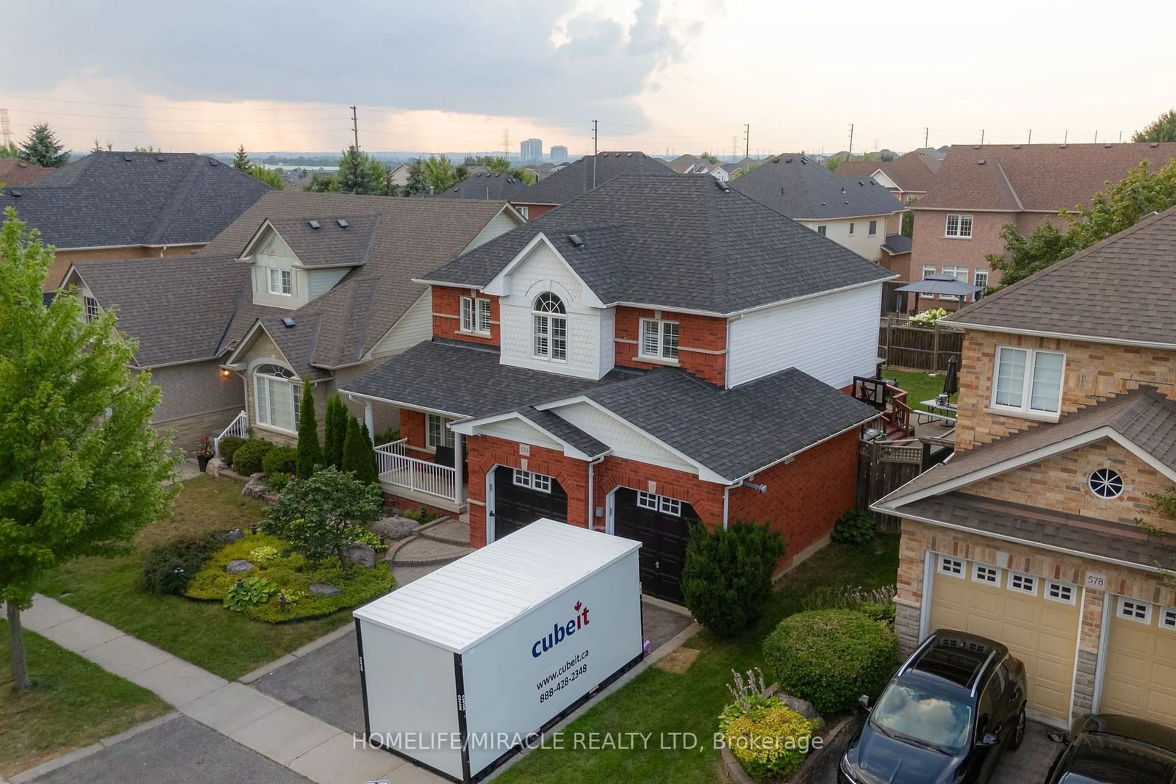 Frontside or backside of a home for 574 Clearsky Ave, Oshawa Ontario L1K 2P7