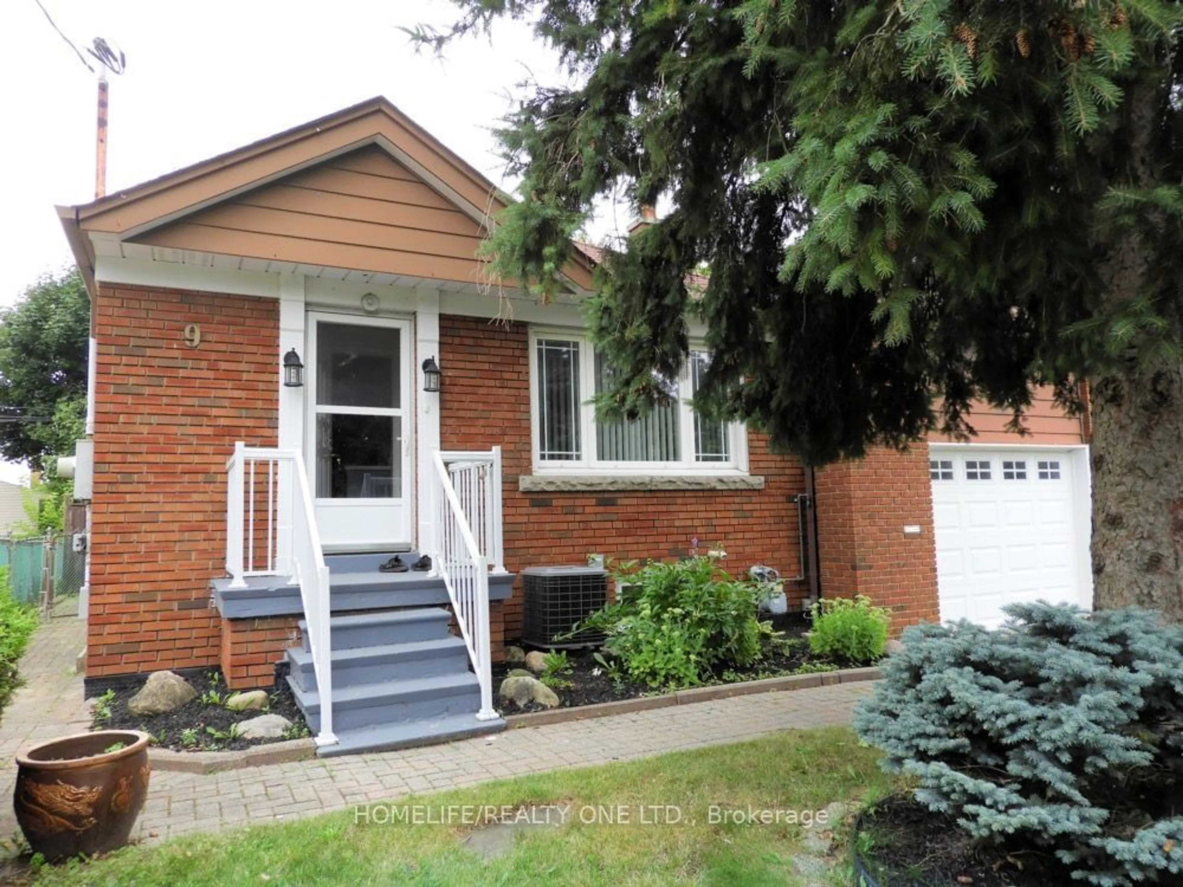 Home with brick exterior material for 9 Ivorwood Cres, Toronto Ontario M1R 2X5