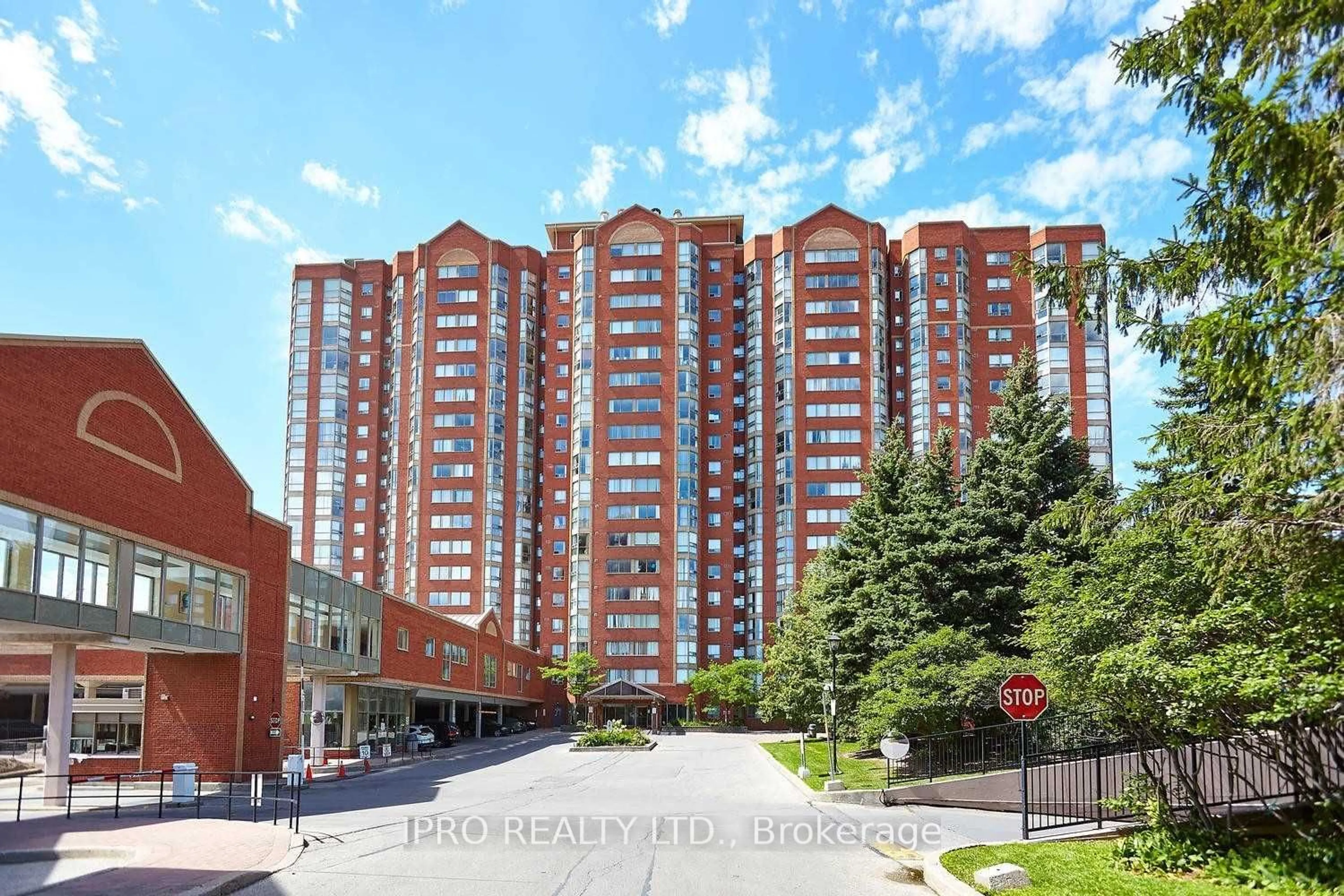 A pic from exterior of the house or condo for 2460 Eglinton Ave #1617, Toronto Ontario M1K 5J7