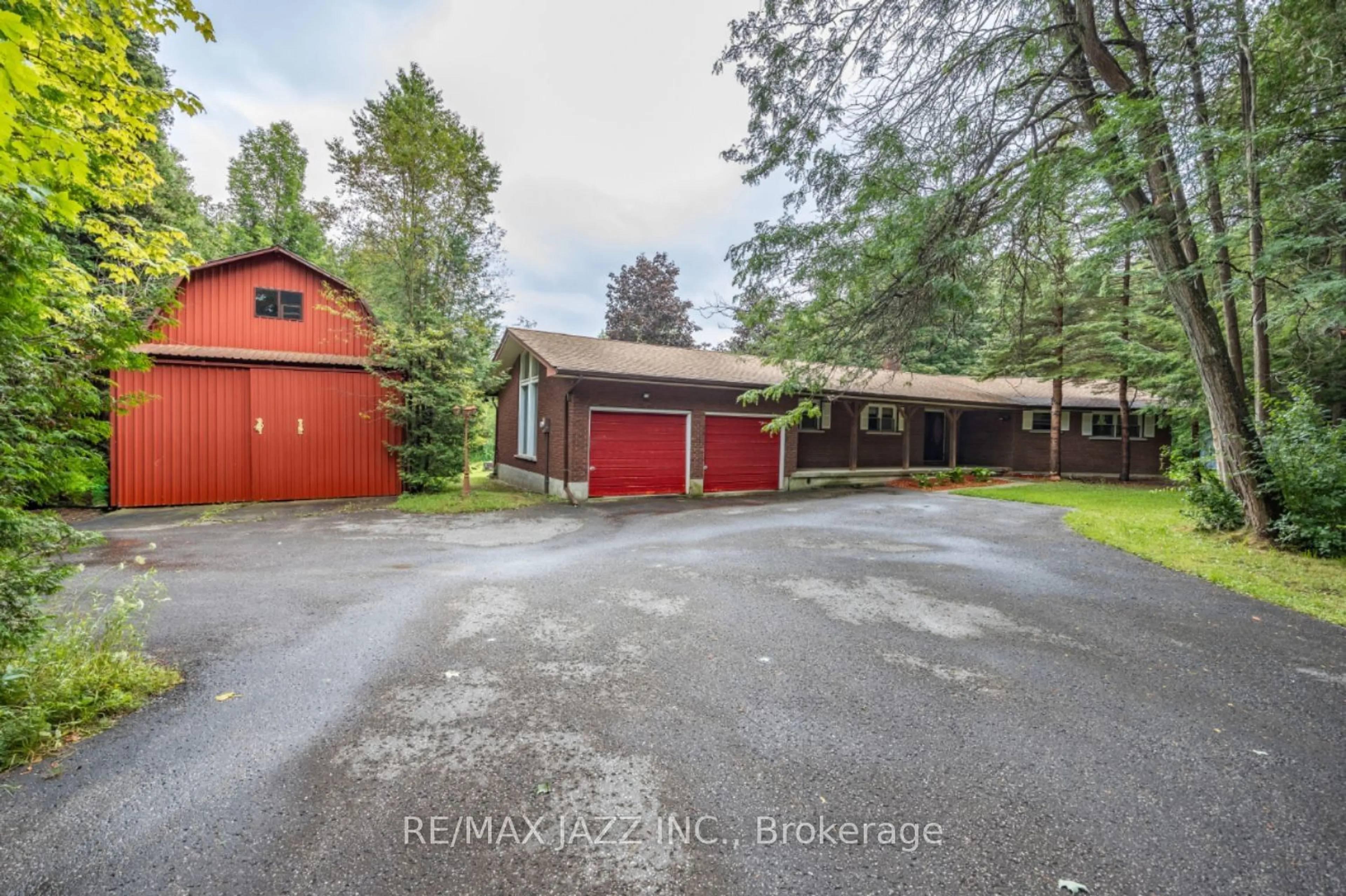 Indoor garage, cement floor for 2747 Concession Rd 6, Clarington Ontario L1C 5V6