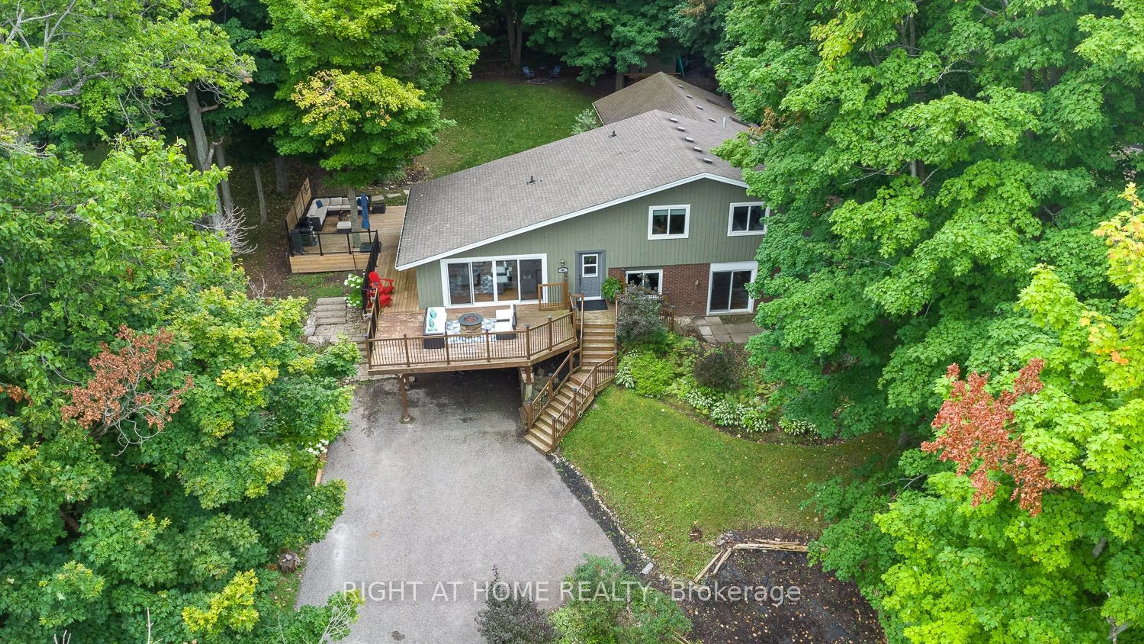 Frontside or backside of a home for 487 Fralick's Beach Rd, Scugog Ontario L9L 1B6