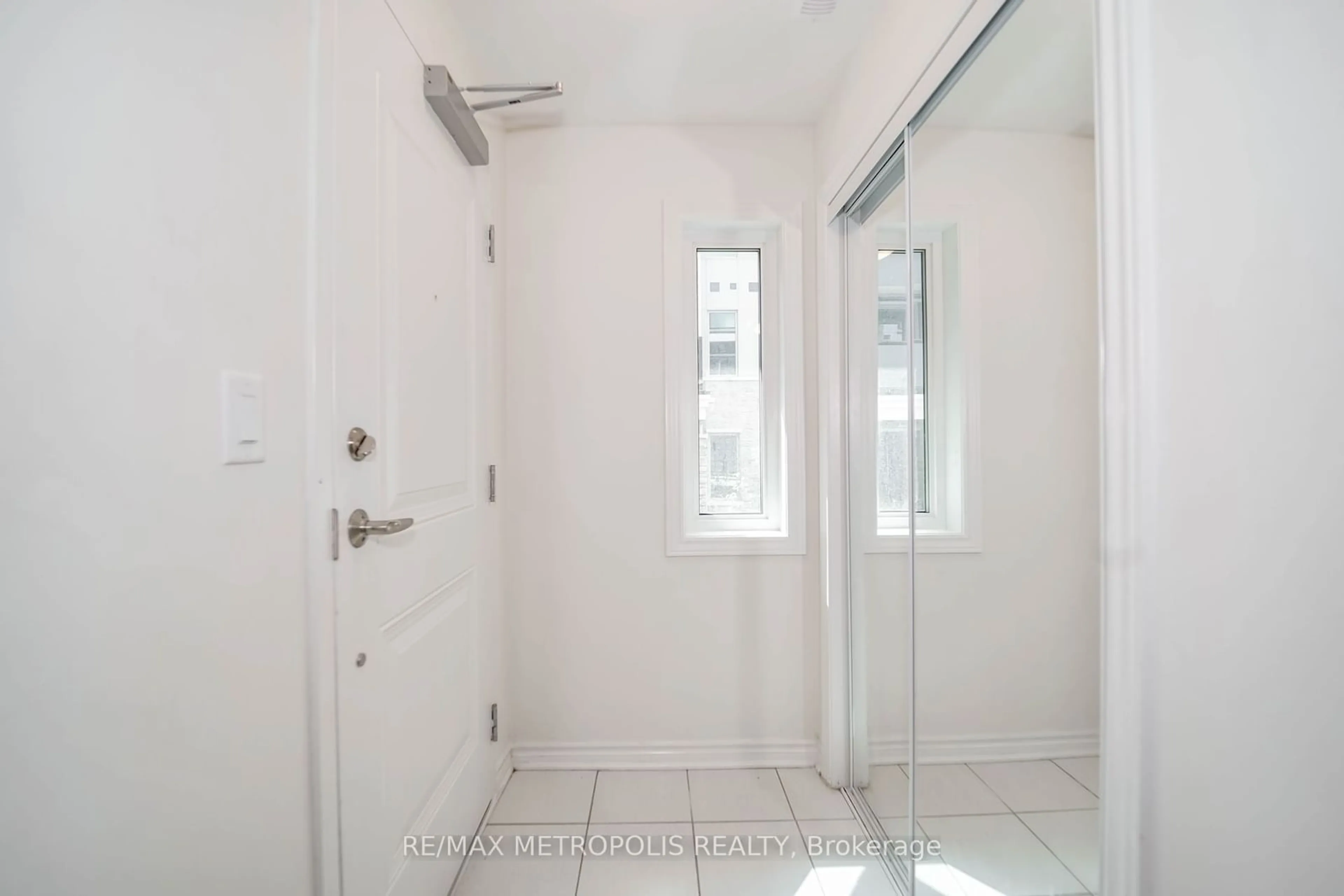 Bathroom for 1034 Reflection Pl #609, Pickering Ontario L1X 0L1