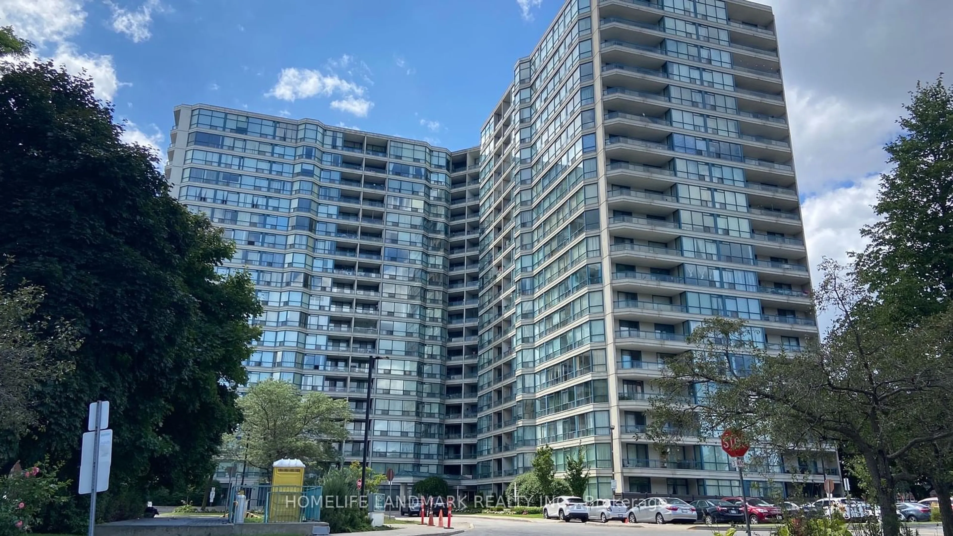 A pic from exterior of the house or condo for 4725 Sheppard Ave #1204, Toronto Ontario M1S 5B2