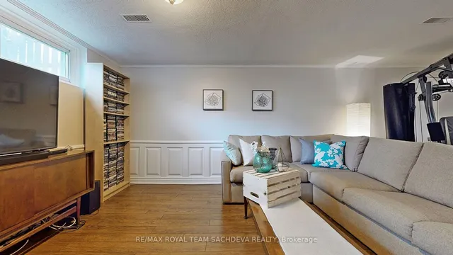 Additional property image - 224 Beechgrove Dr