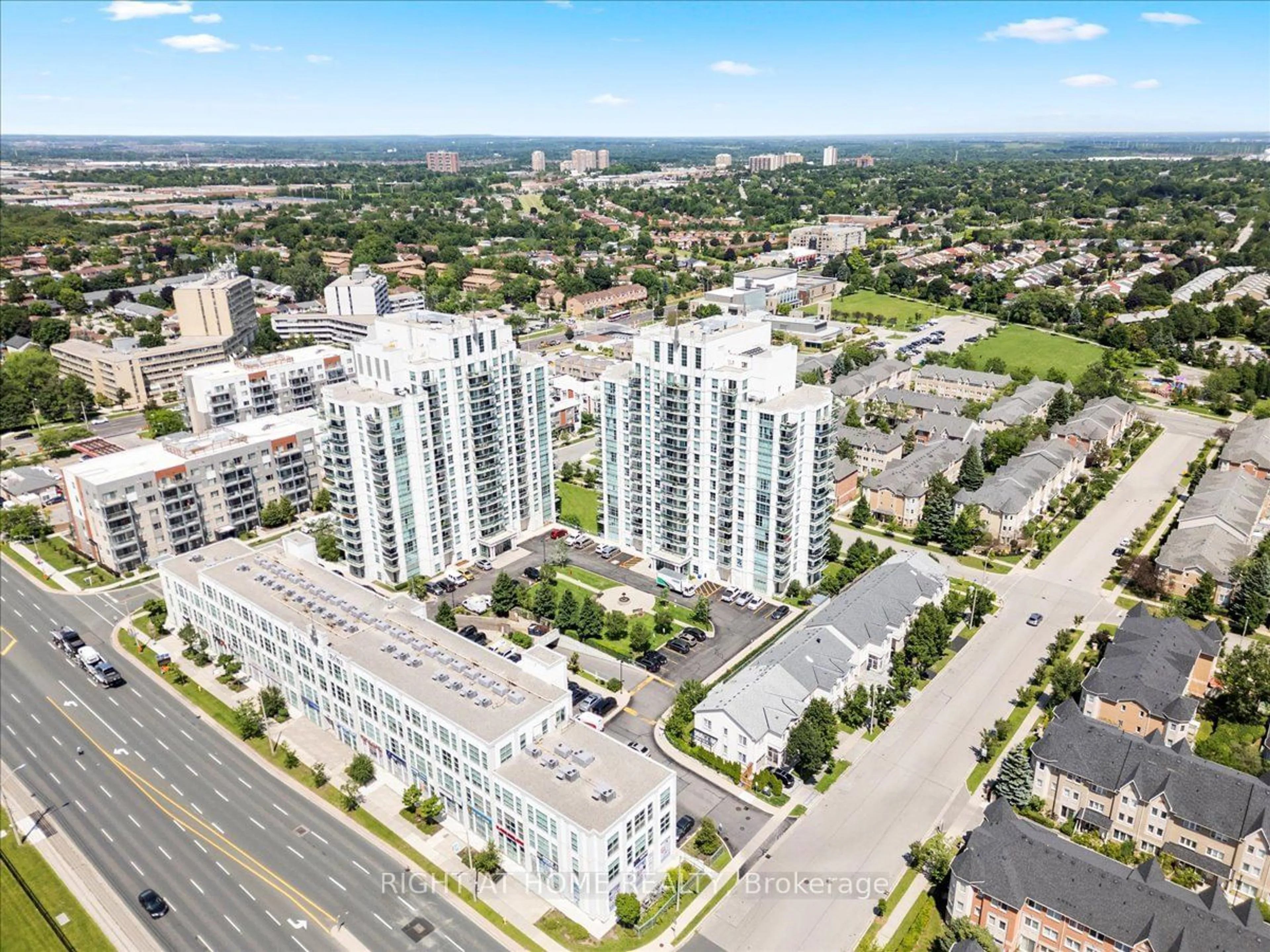 A pic from exterior of the house or condo, the view of city buildings for 8 Rosebank Dr #16H, Toronto Ontario M1B 5Z3