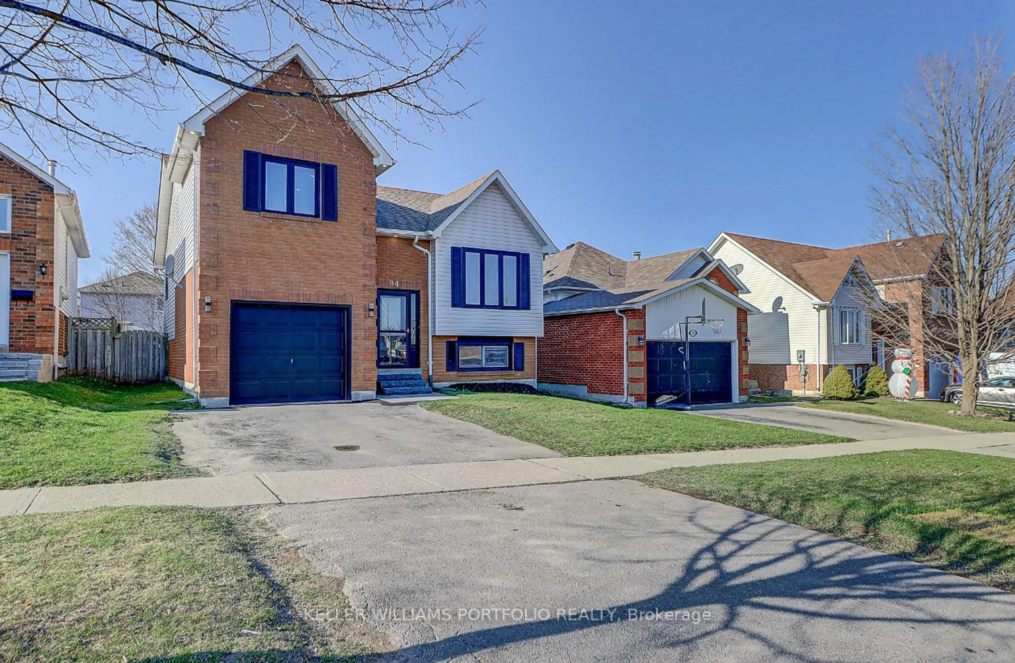 Frontside or backside of a home for 94 Freeland Ave, Clarington Ontario L1C 4V6