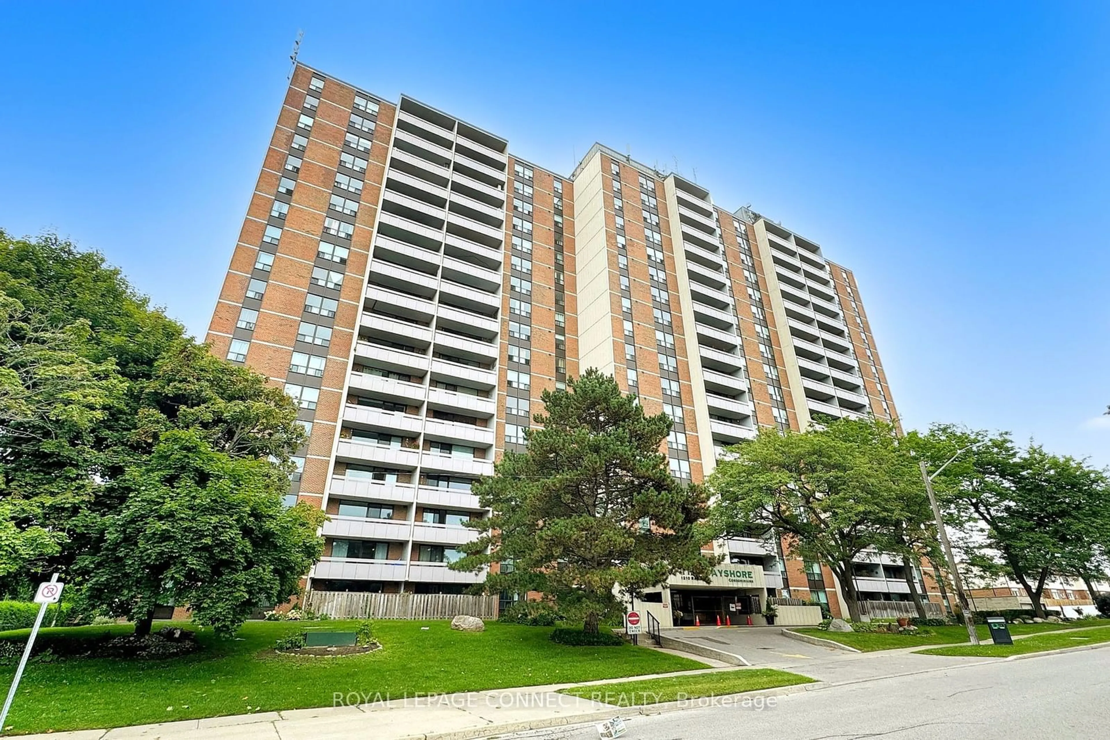 A pic from exterior of the house or condo for 1210 Radom St #207, Pickering Ontario L1W 2Z3