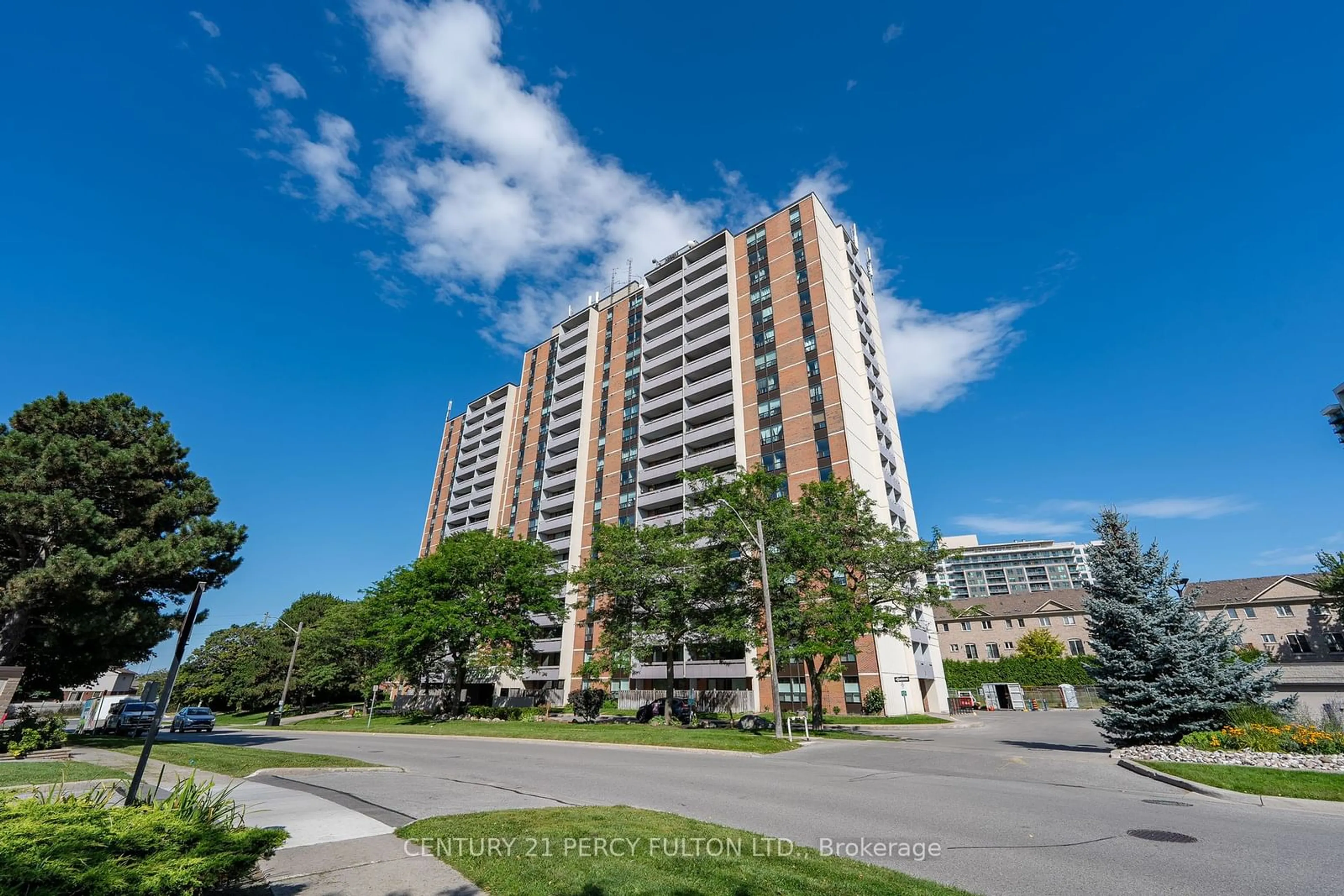 A pic from exterior of the house or condo for 1210 Radom St #809, Pickering Ontario L1W 2Z3