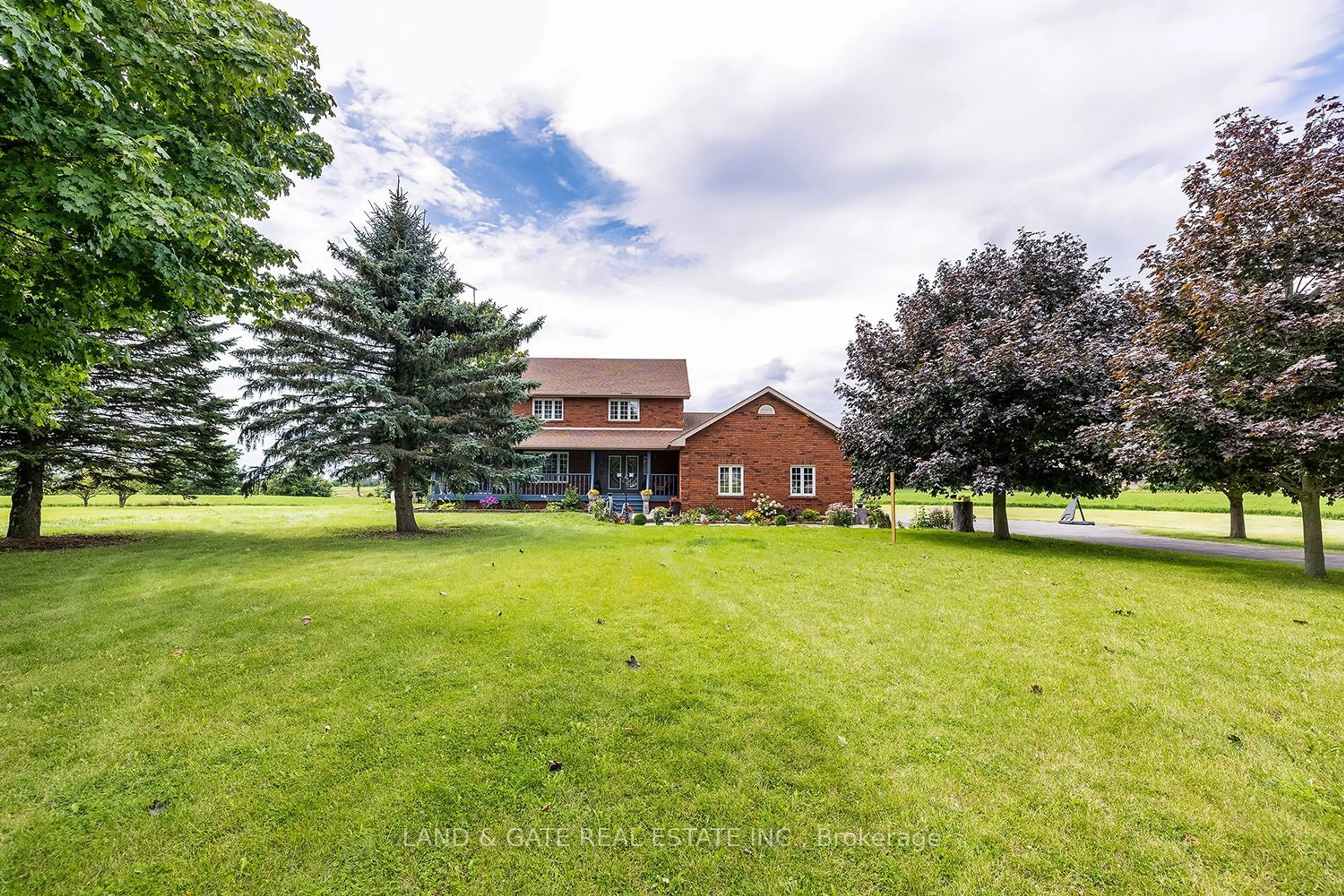 A pic from exterior of the house or condo, the fenced backyard for 6600 Best Rd, Clarington Ontario L0B 1M0