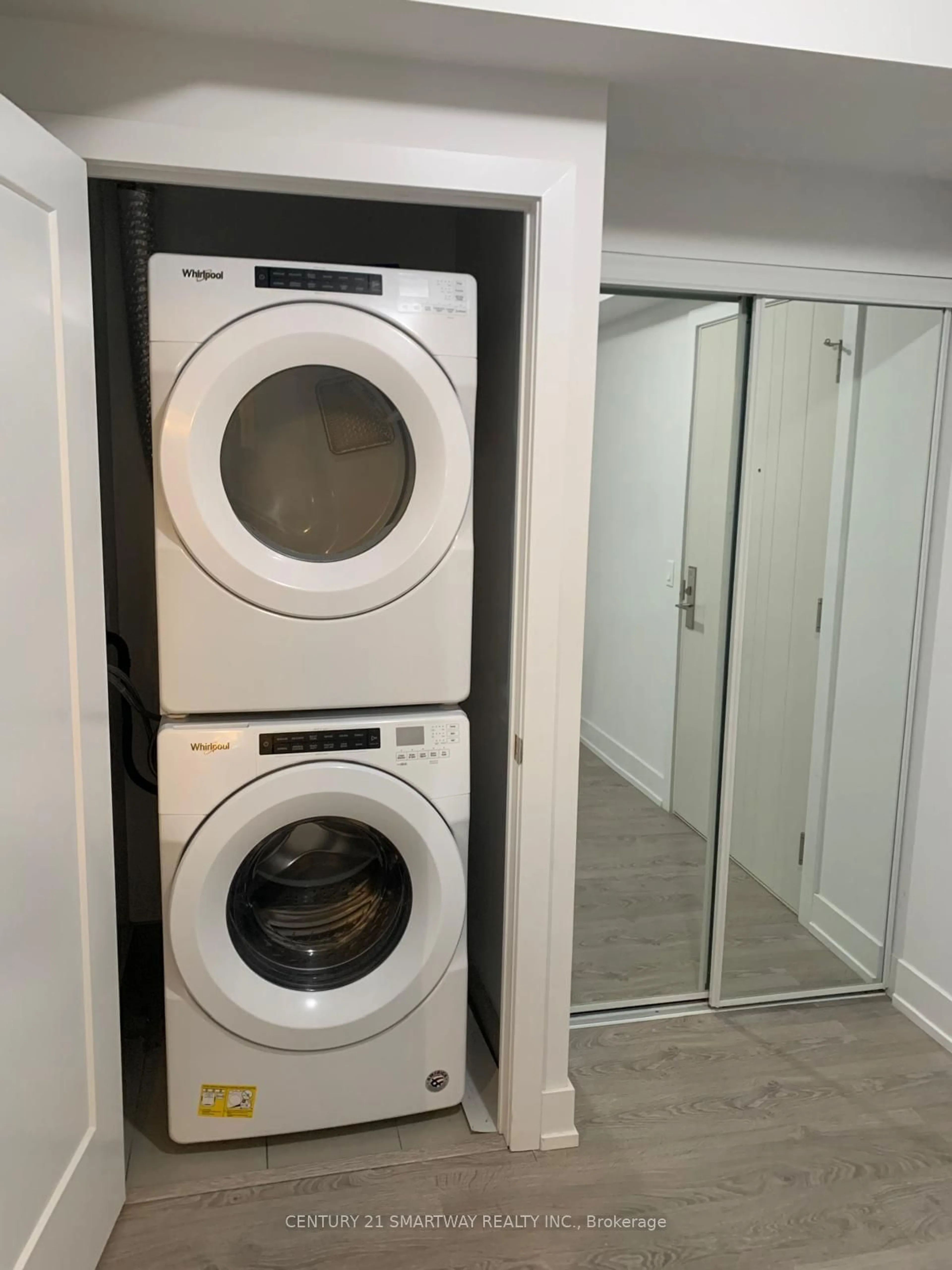 Washer and dryer for 2550 Simcoe St #217, Oshawa Ontario L1L 0R5