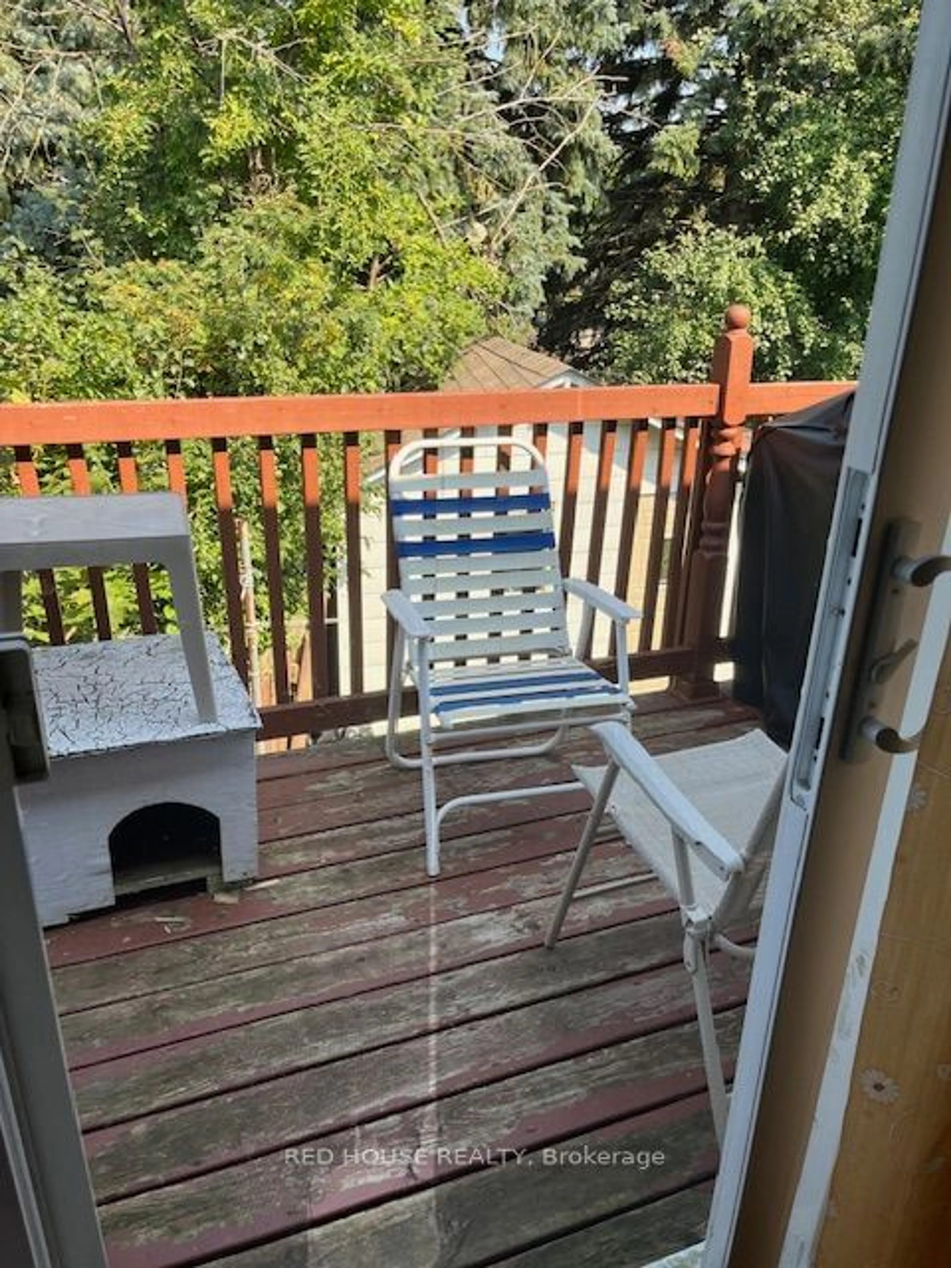 Balcony in the apartment, the fenced backyard for 27 Heatherside Dr, Toronto Ontario M1W 1T6