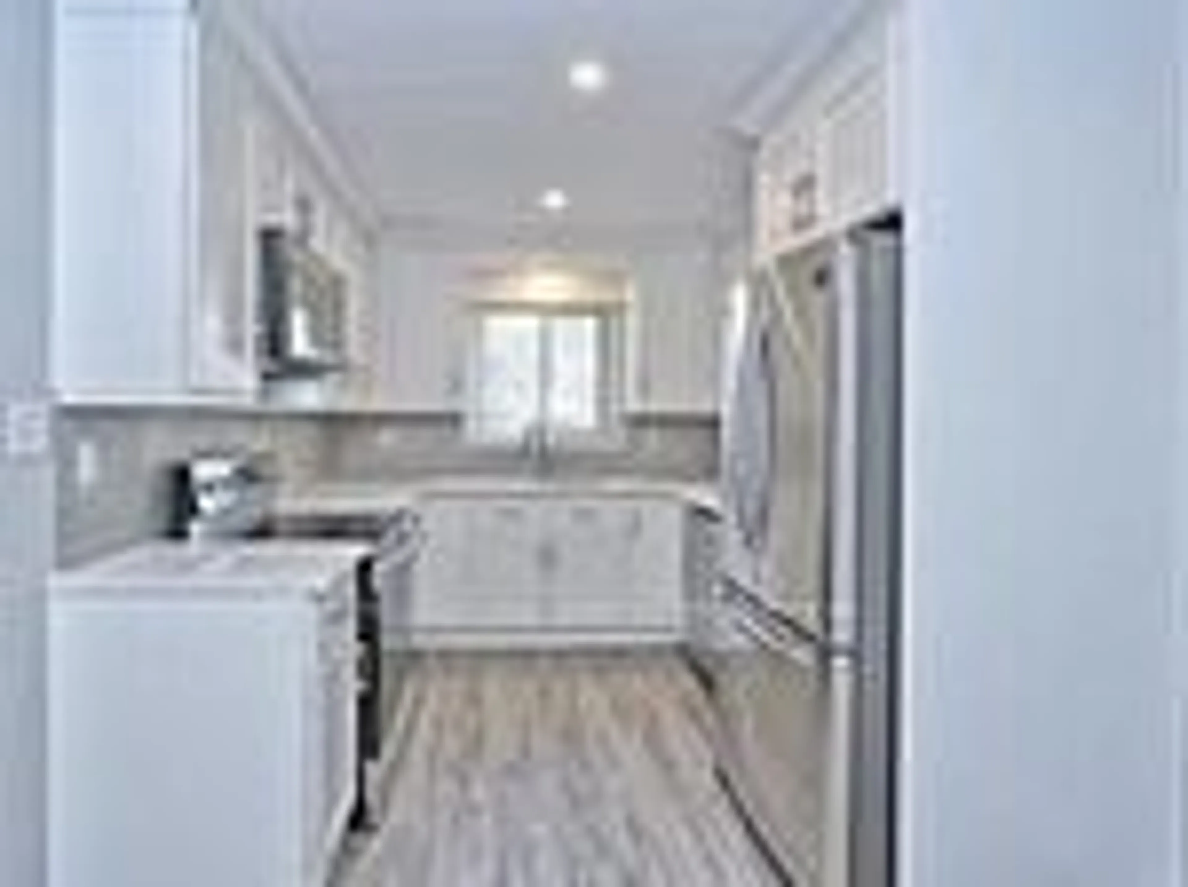 Open concept kitchen for 1100 Oxford St #59, Oshawa Ontario L1J 6G4