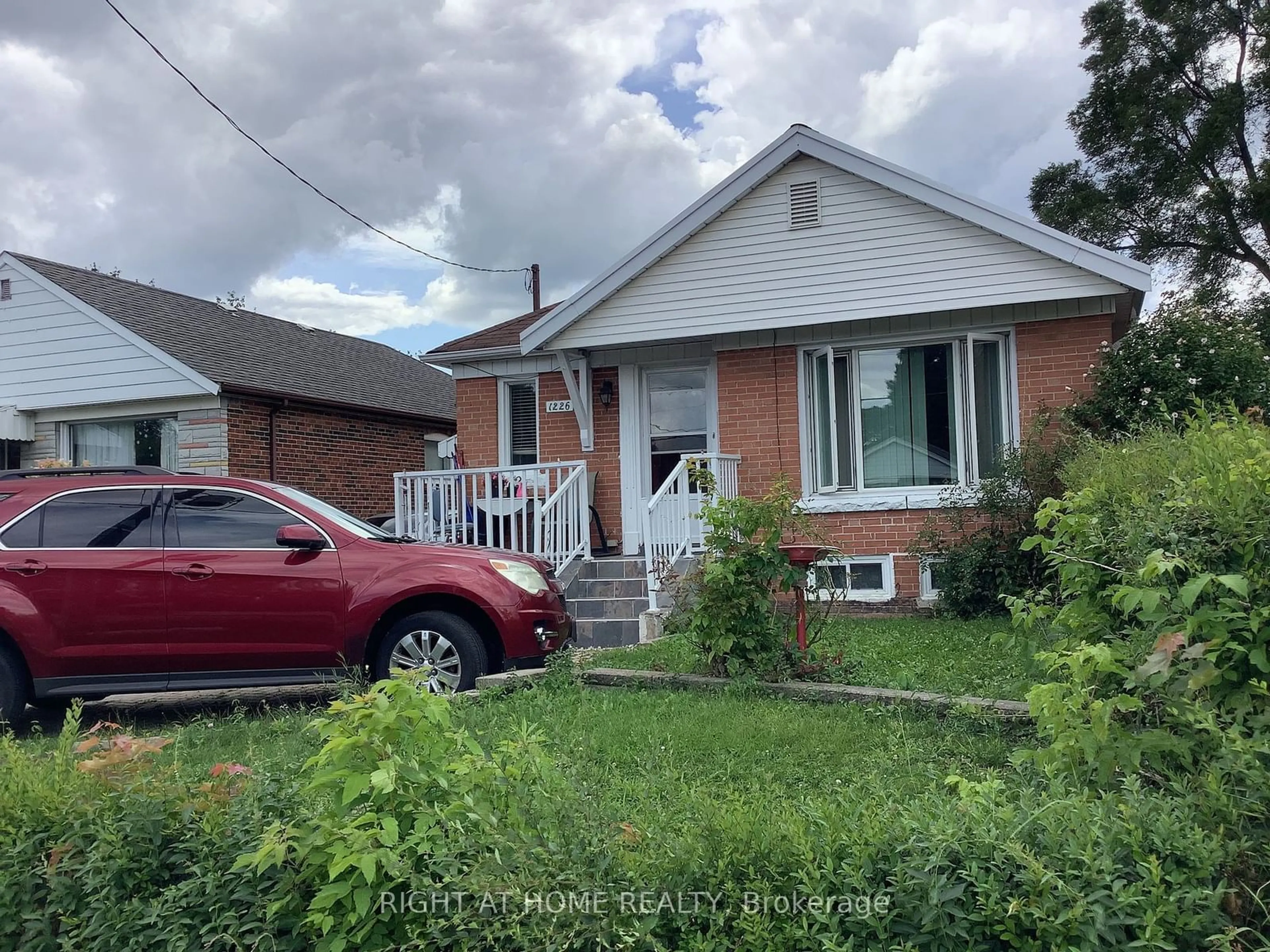 Frontside or backside of a home for 1226 Warden Ave, Toronto Ontario M1R 2R3