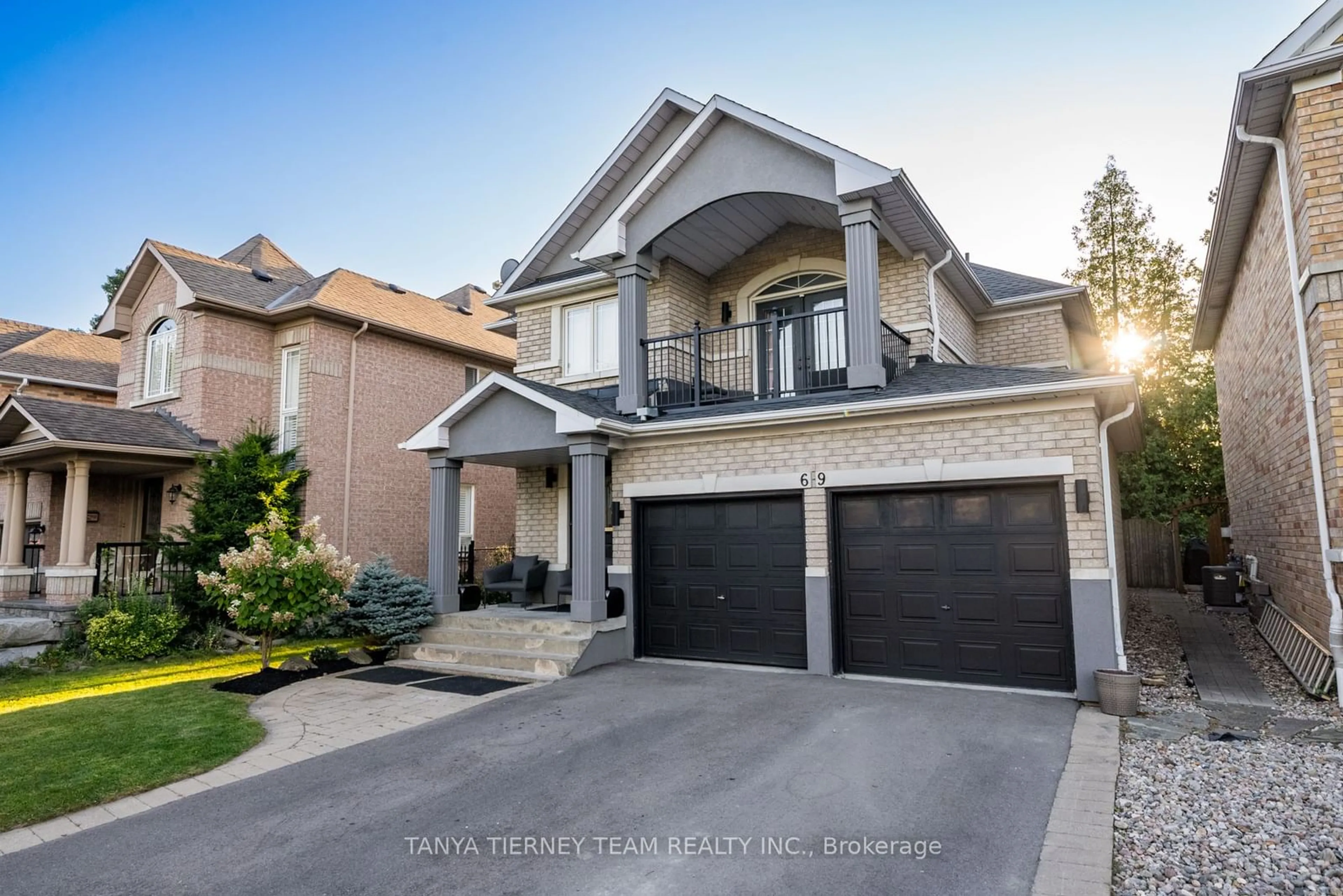 Frontside or backside of a home for 69 Harty Cres, Ajax Ontario L1T 4E7