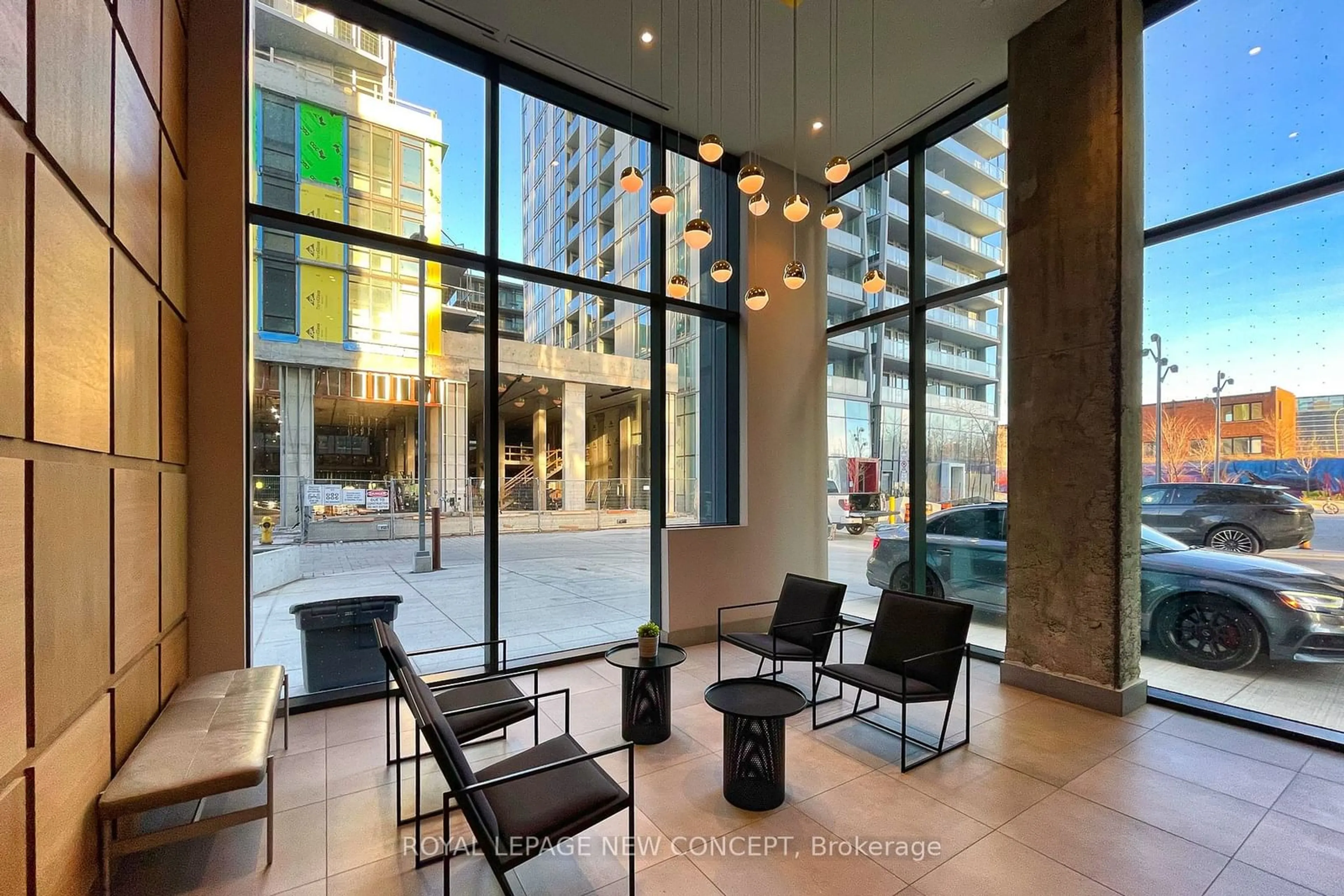 Indoor lobby, ceramic floors for 30 Baseball Pl #423, Toronto Ontario M4M 0E8