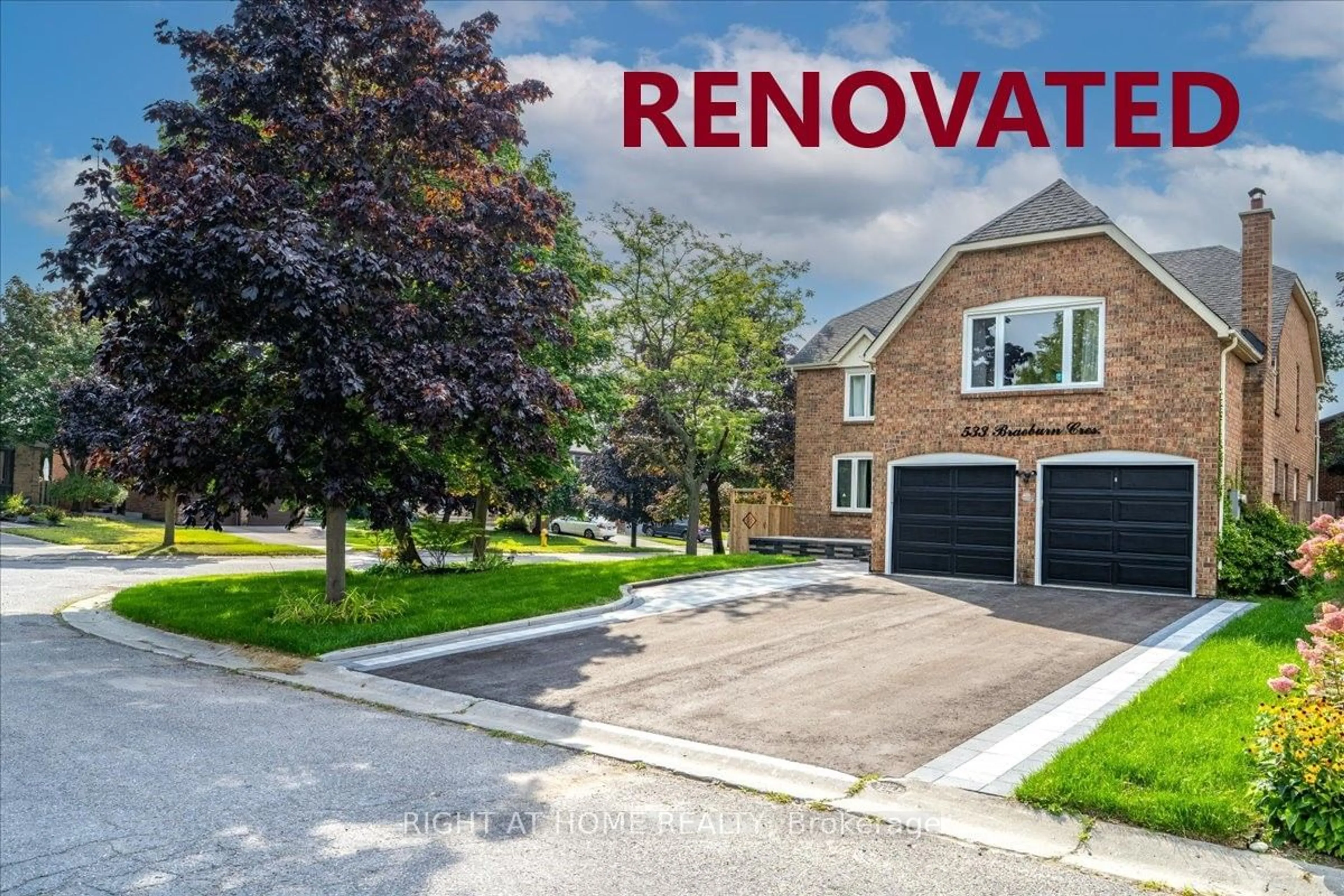 Home with brick exterior material for 533 Braeburn Cres, Pickering Ontario L1V 3Z7