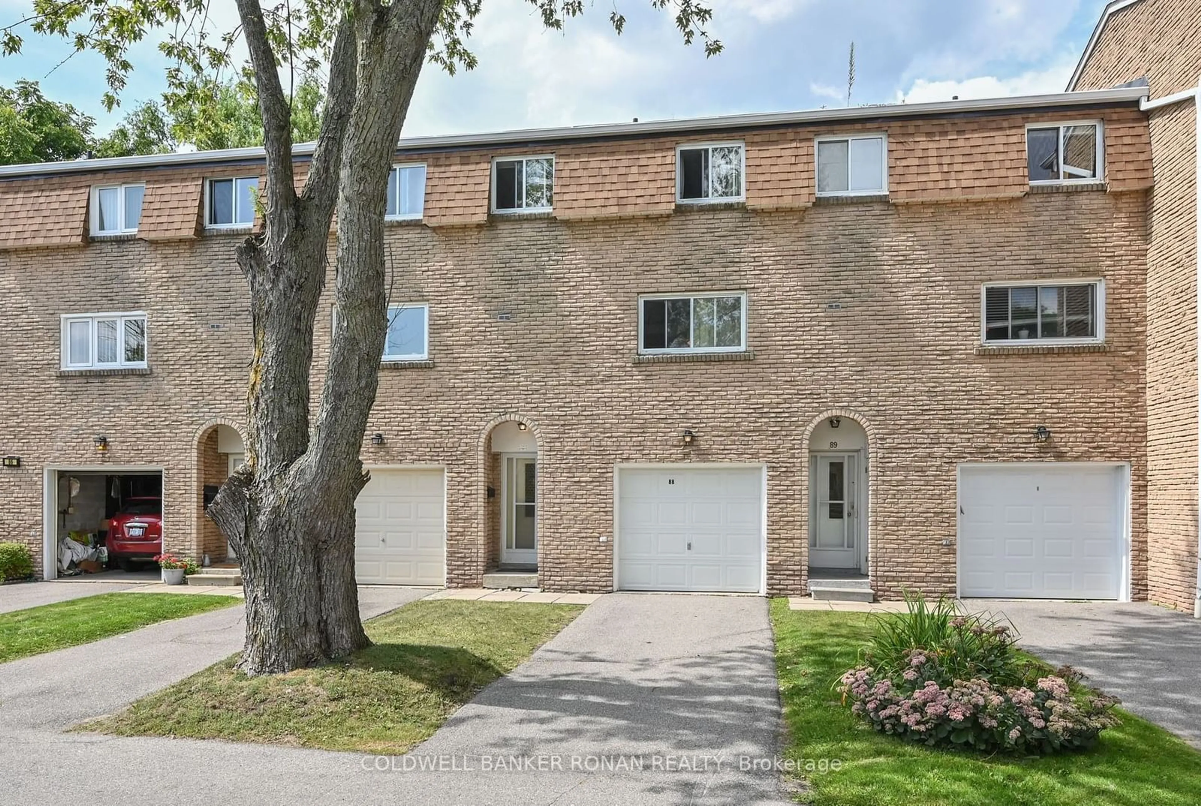 A pic from exterior of the house or condo for 121 Centennial Rd #88, Toronto Ontario M1C 1Z7