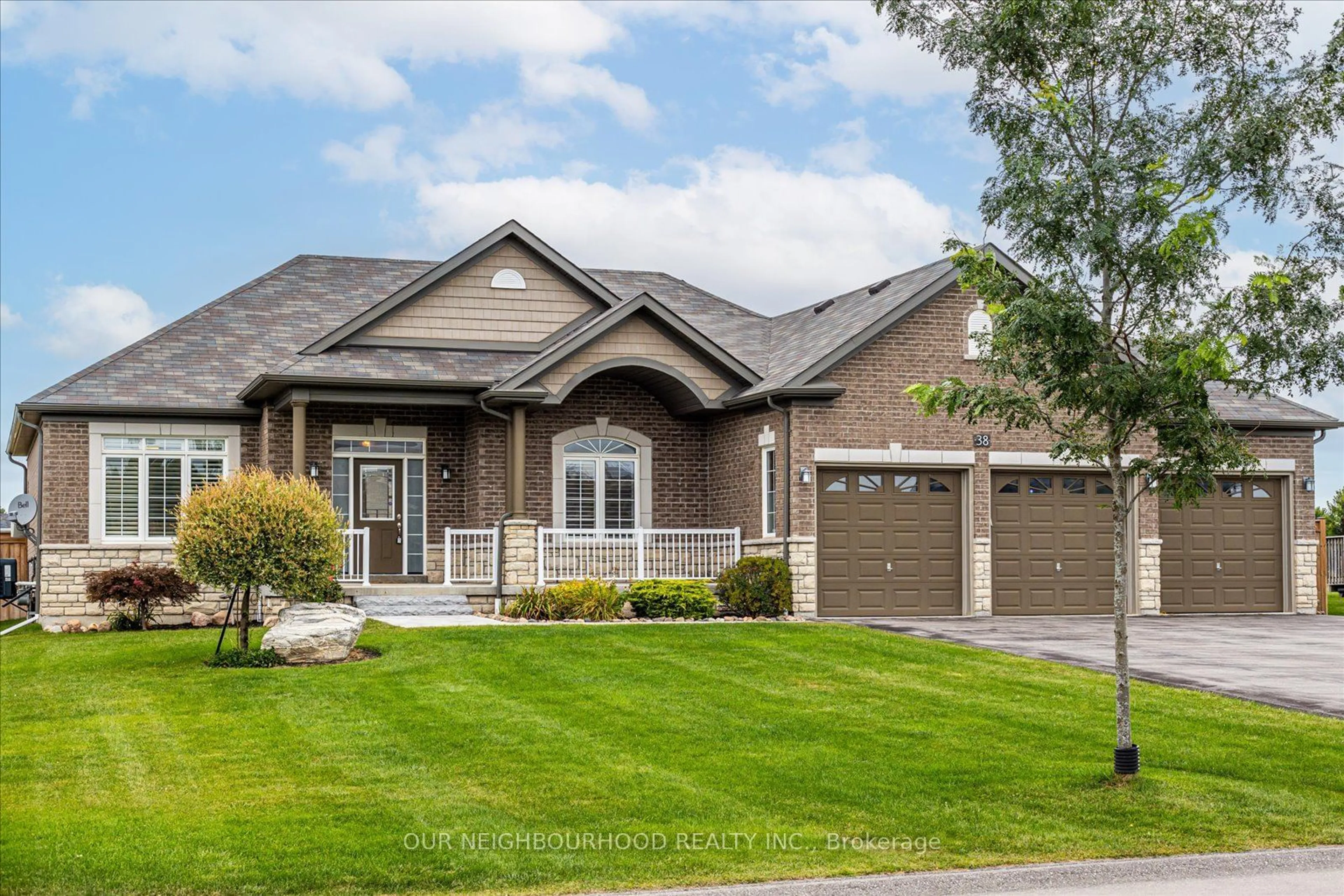 Frontside or backside of a home for 38 Charles Tilley Cres, Clarington Ontario L0A 1J0