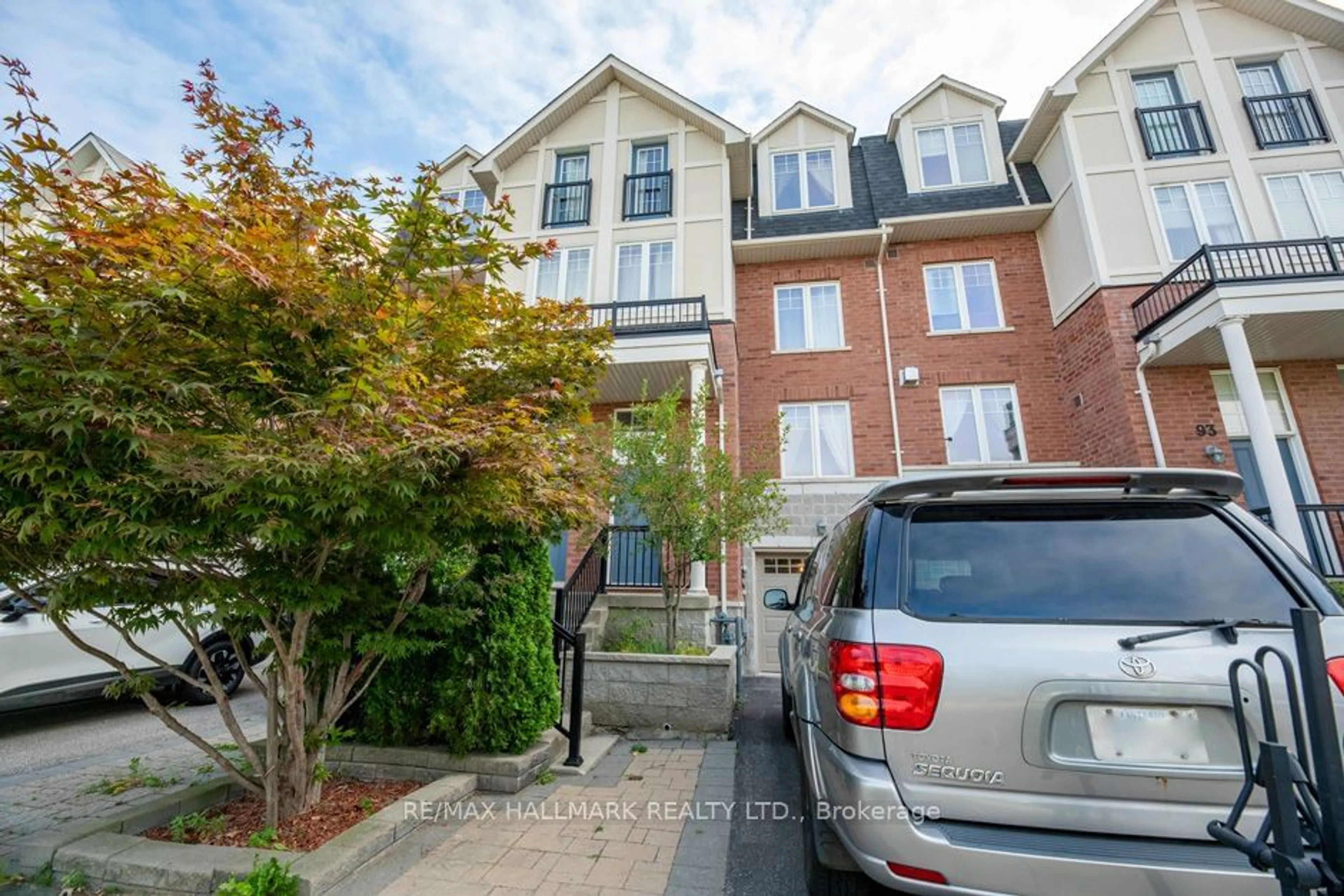 A pic from exterior of the house or condo for 95 John Bell Cres, Toronto Ontario M1L 0G5