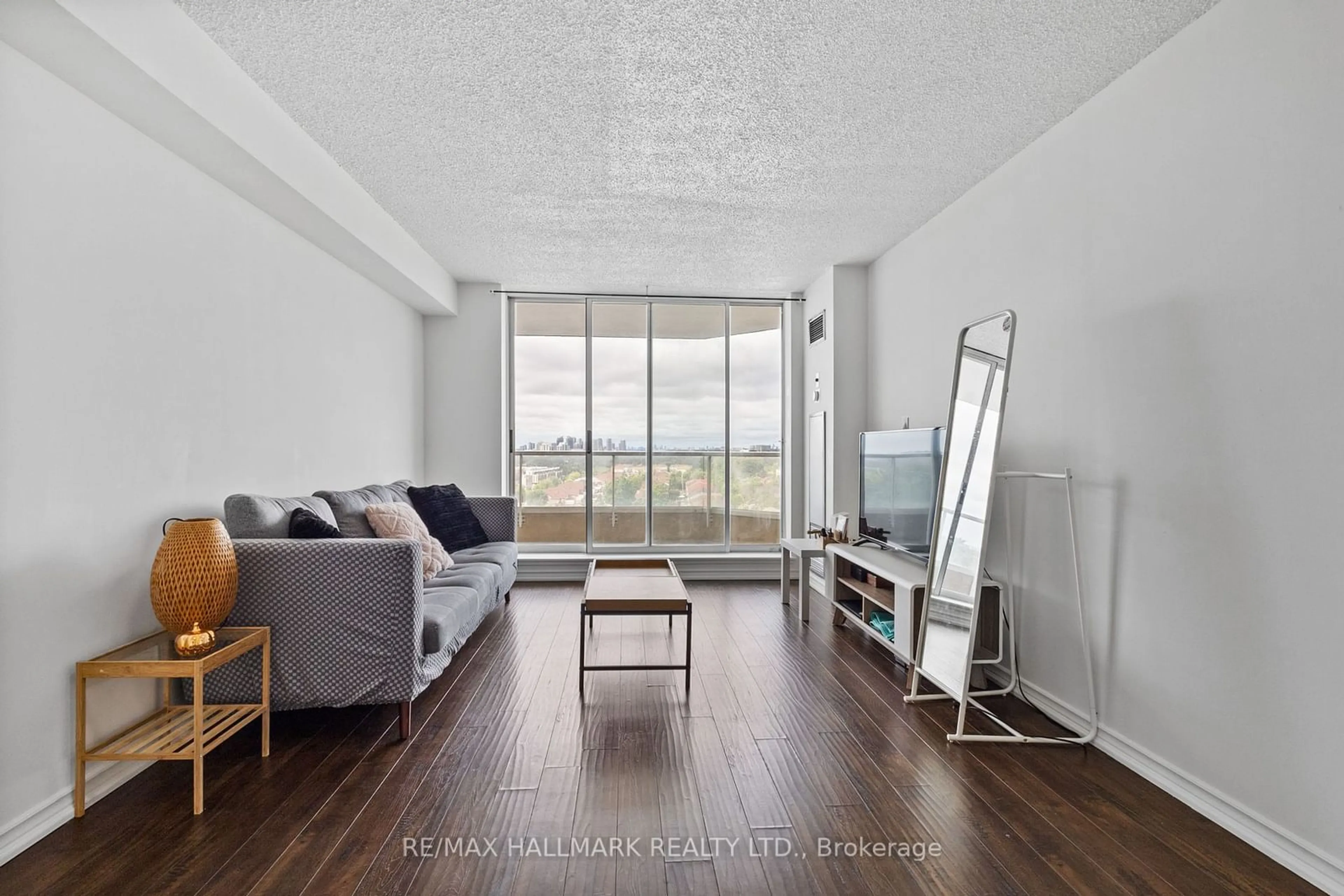 Living room for 400 McLevin Ave #1101, Toronto Ontario M1B 5J4