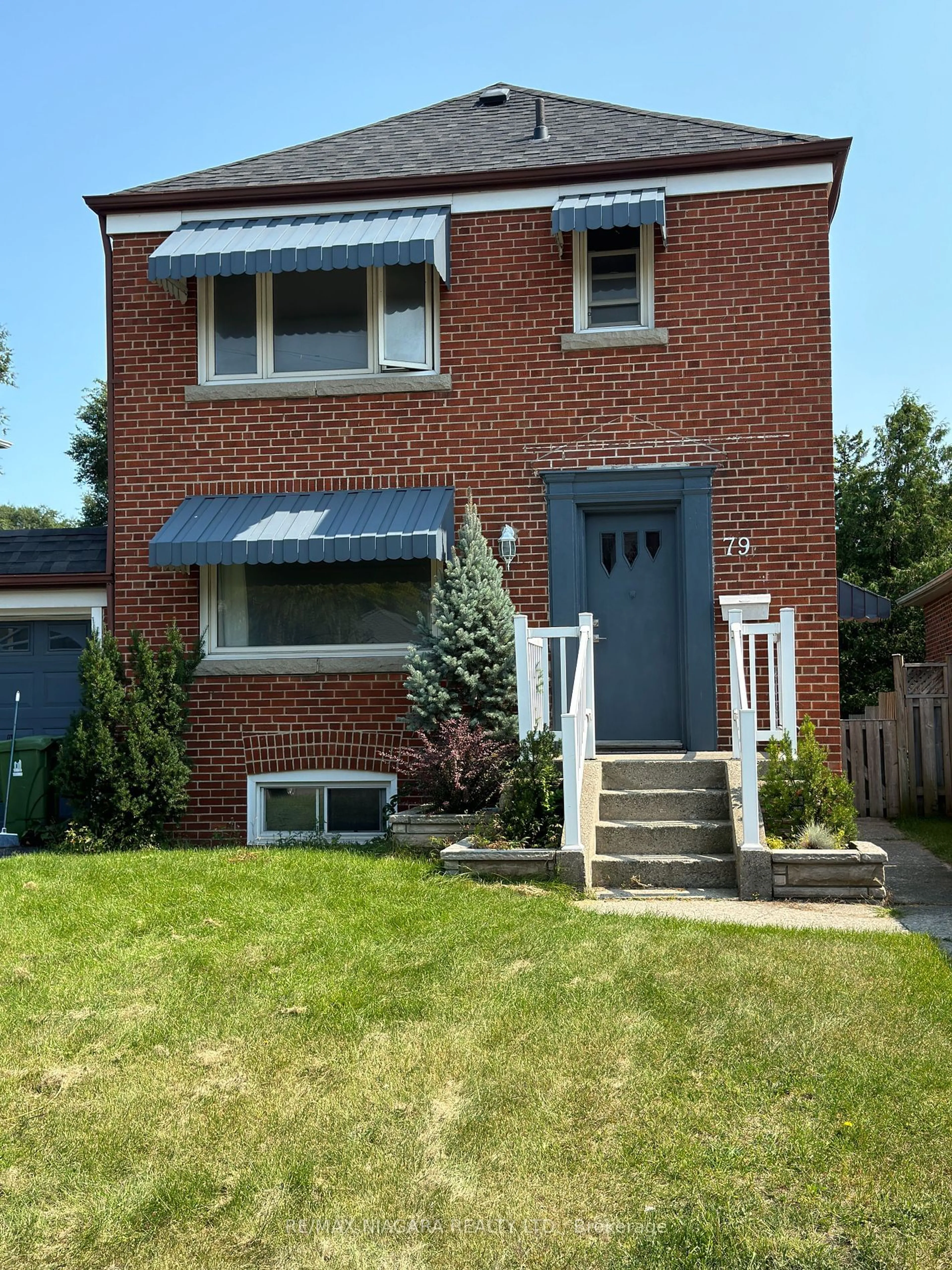 Home with brick exterior material for 79 Clonmore Dr, Toronto Ontario M1N 1X9