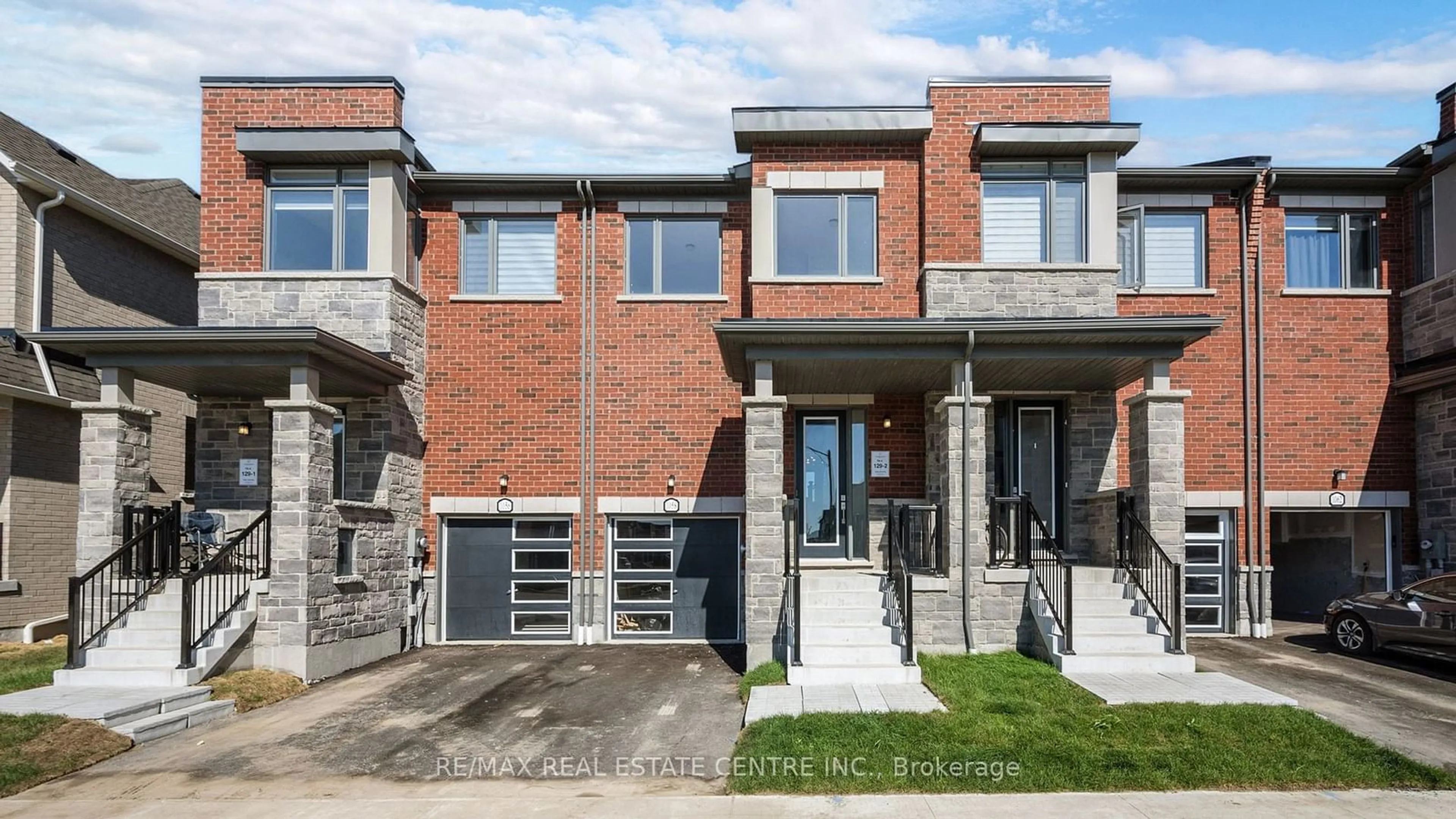 A pic from exterior of the house or condo for 1058 Lockie Dr, Oshawa Ontario L1L 0R9