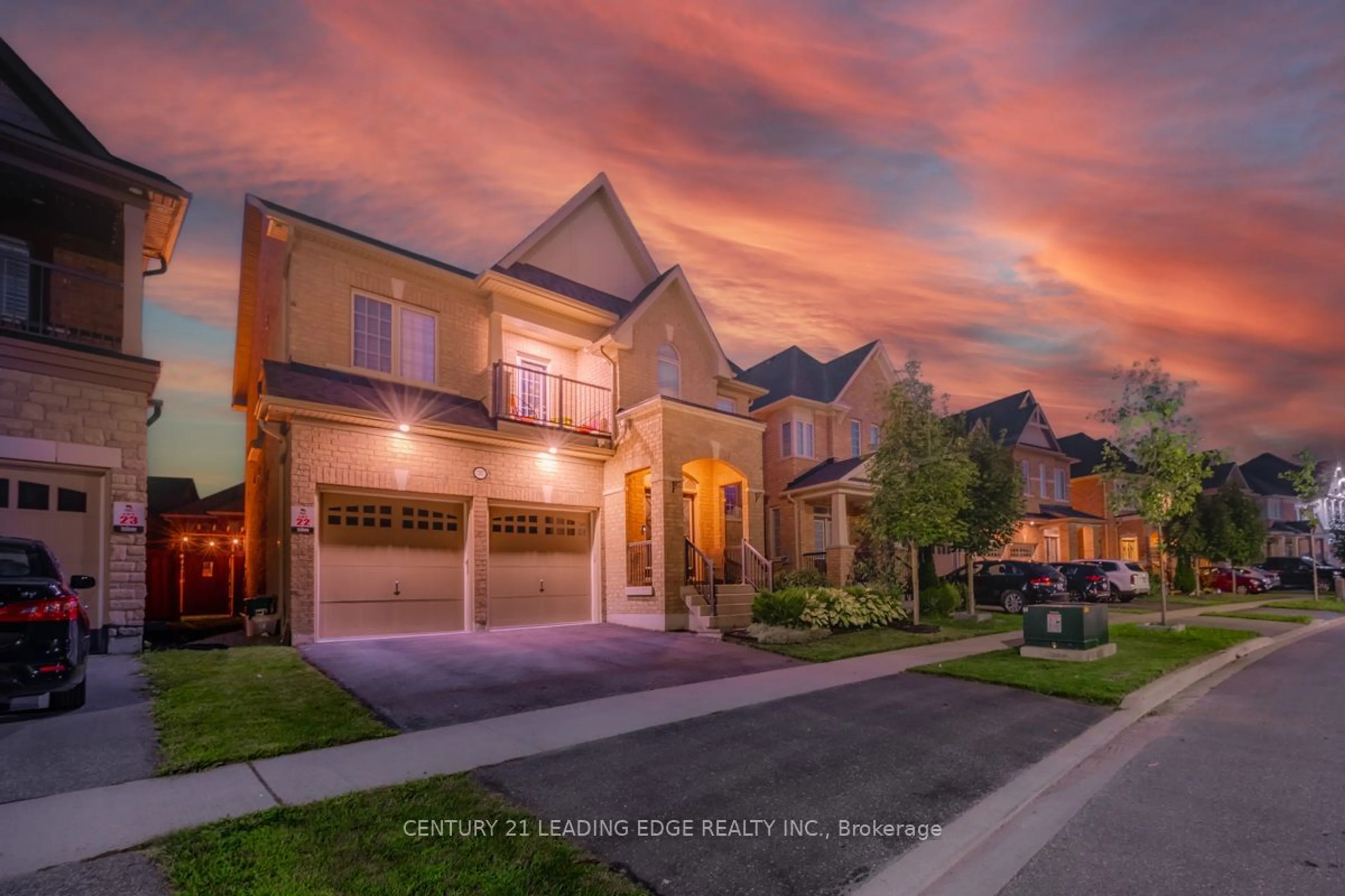 Frontside or backside of a home, the street view for 2397 Dress Circle Cres, Oshawa Ontario L1L 0L9