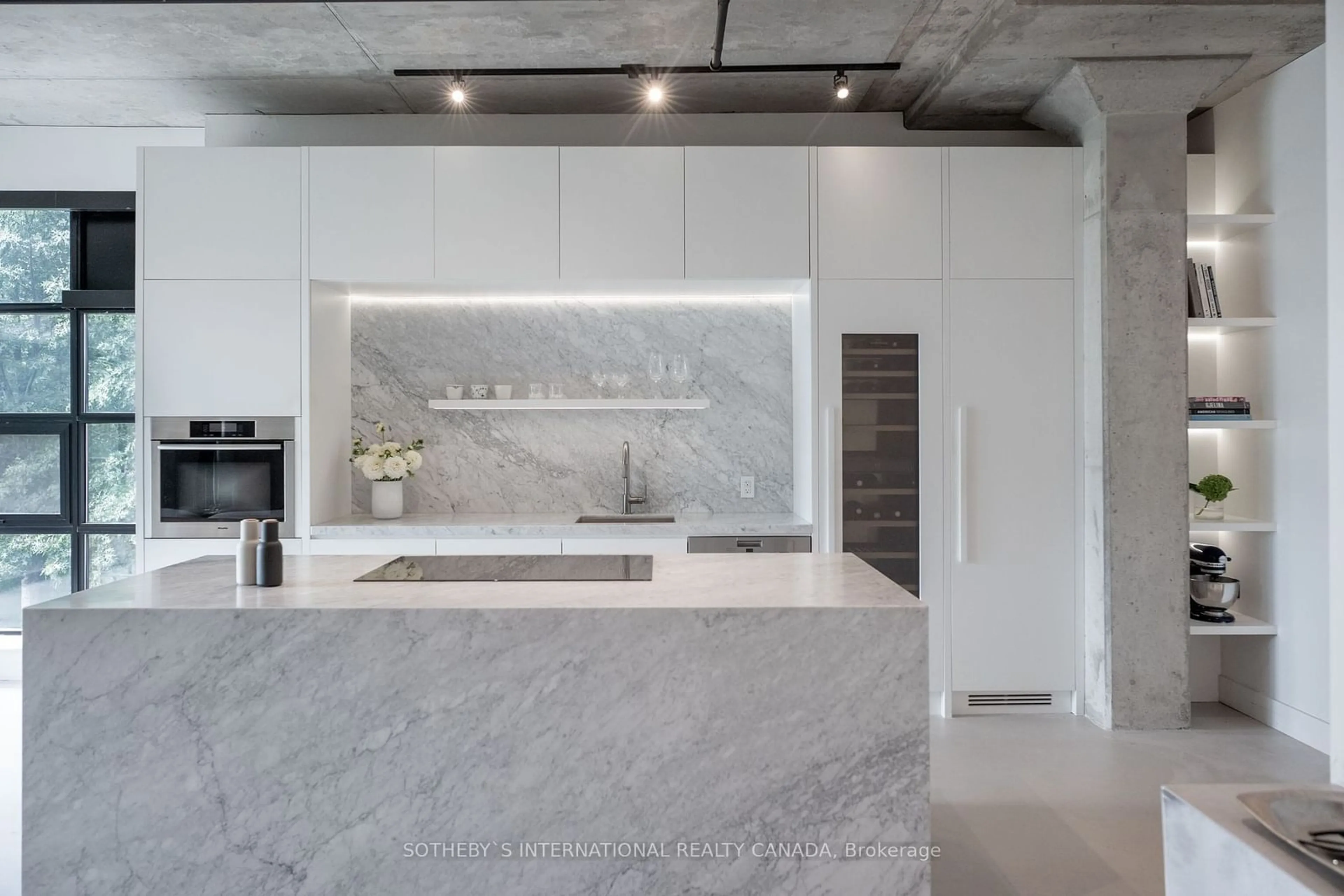 Contemporary kitchen for 68 Broadview Ave #222, Toronto Ontario M4M 2E6