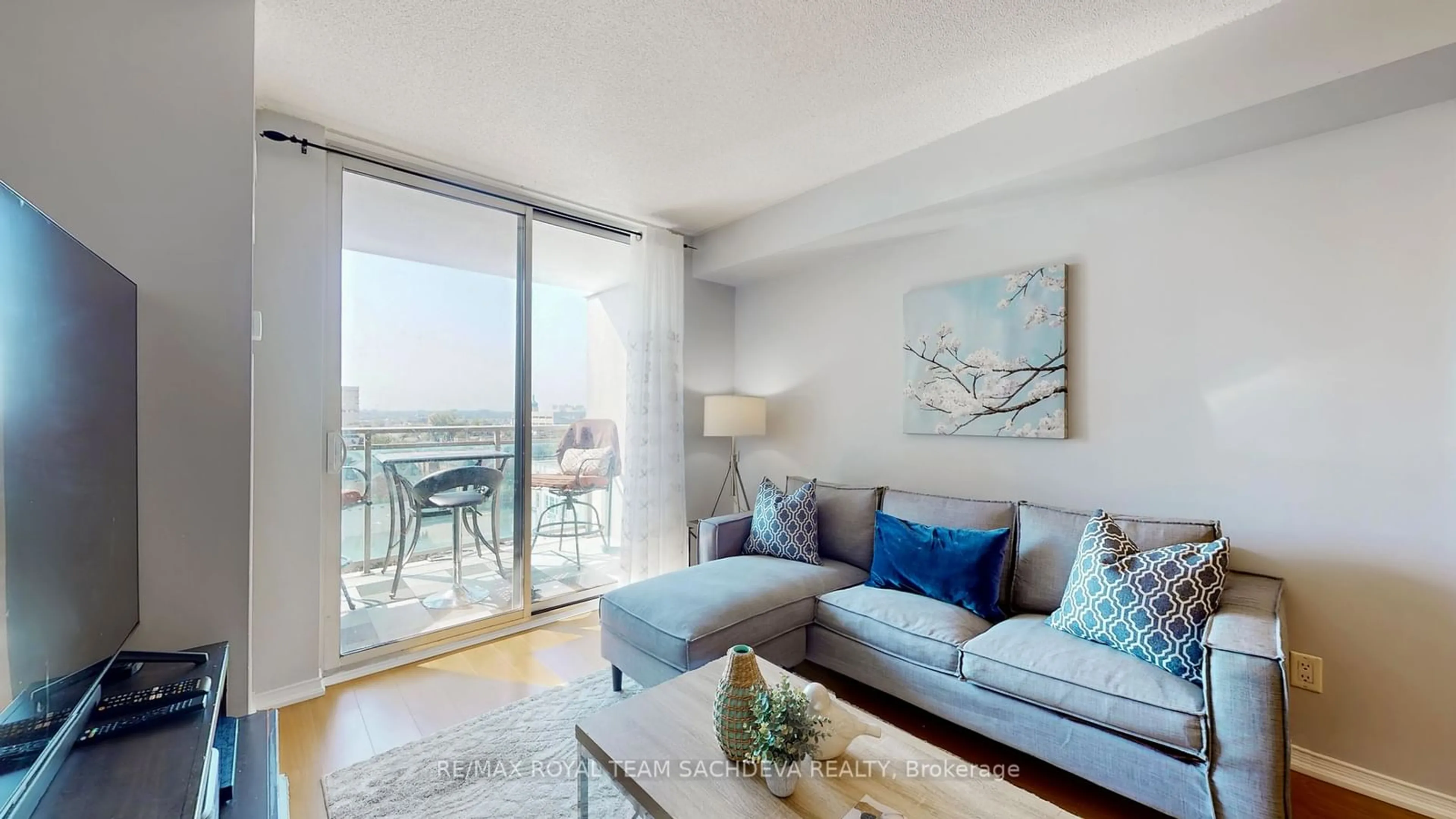 Living room for 6 Rosebank Dr #9I, Toronto Ontario M1B 0A1