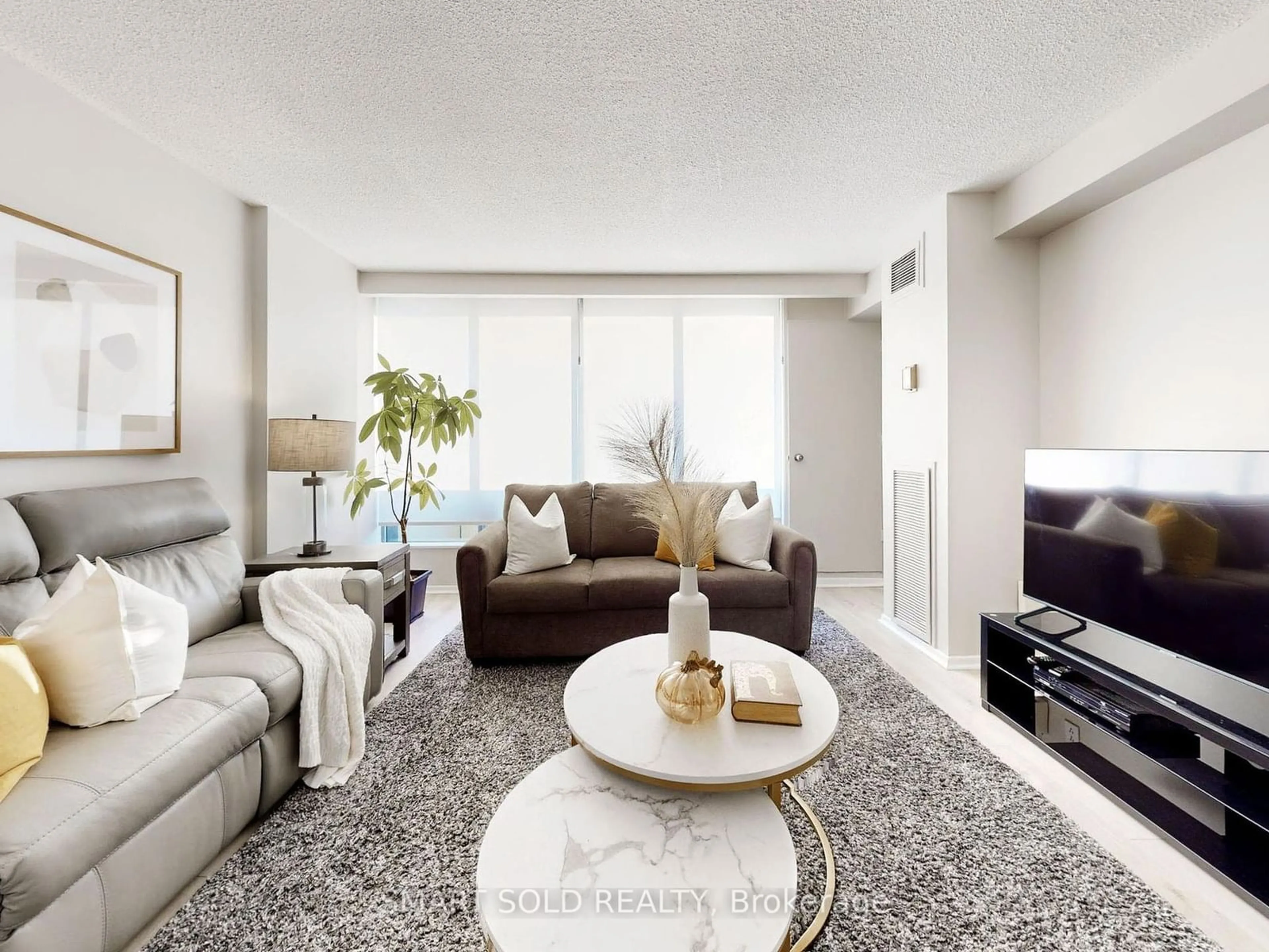 Living room for 40 Bay Mills Blvd #510, Toronto Ontario M1T 3P5