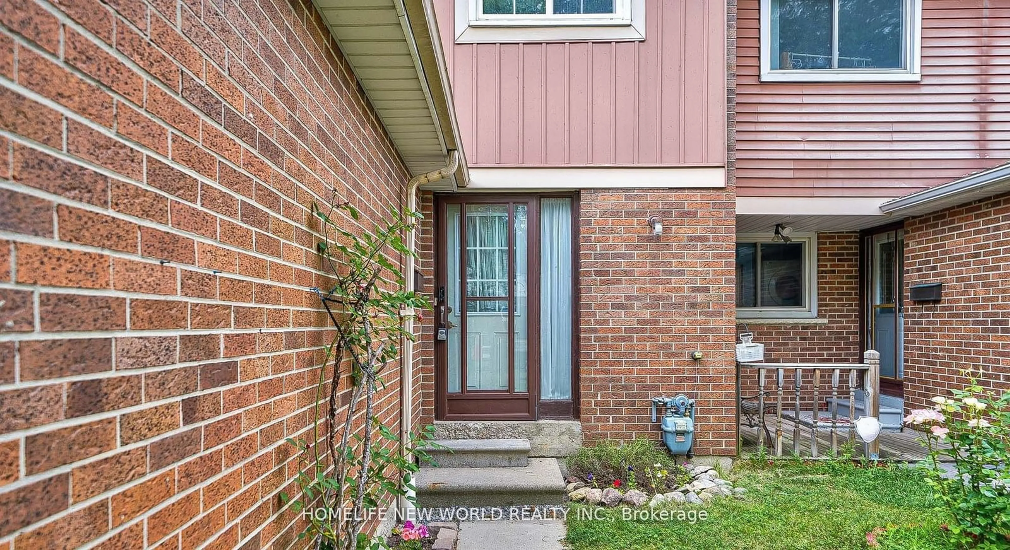 Home with brick exterior material for 45 Trott Sq, Toronto Ontario M1B 1V9