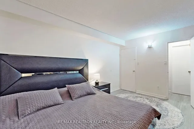 Additional property image - 3380 Eglinton Ave Unit 1411