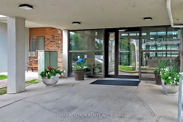 Additional property image - 3380 Eglinton Ave Unit 1411