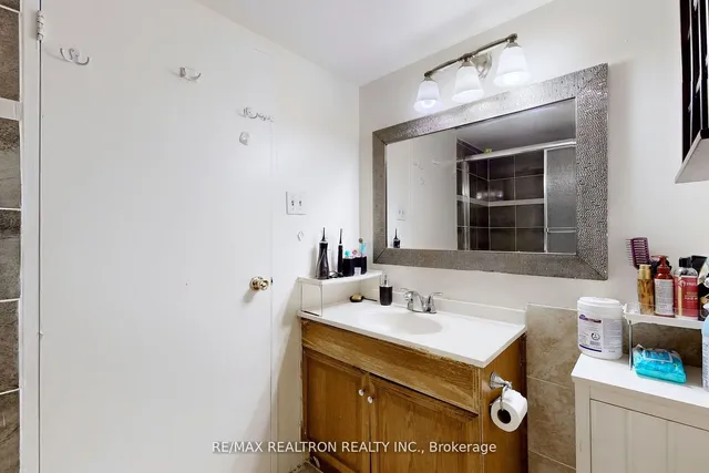 Additional property image - 3380 Eglinton Ave Unit 1411