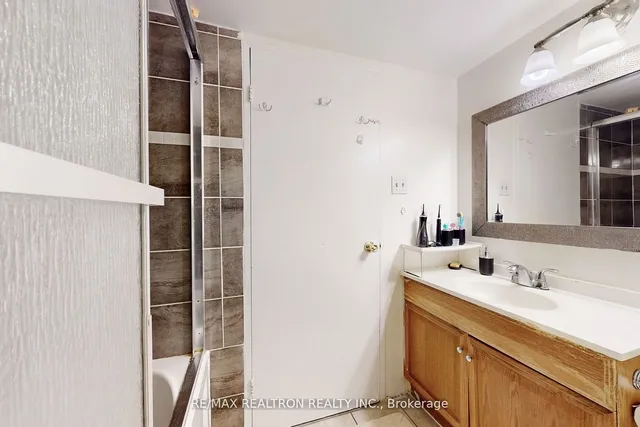 Additional property image - 3380 Eglinton Ave Unit 1411