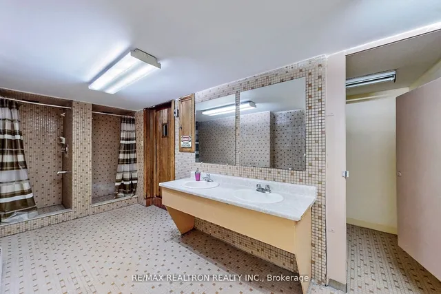 Additional property image - 3380 Eglinton Ave Unit 1411