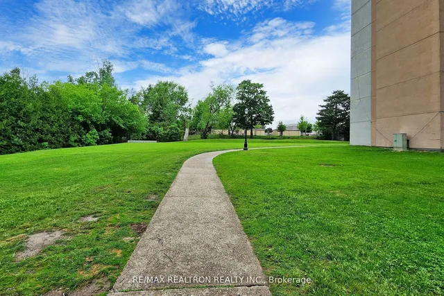 Additional property image - 3380 Eglinton Ave Unit 1411