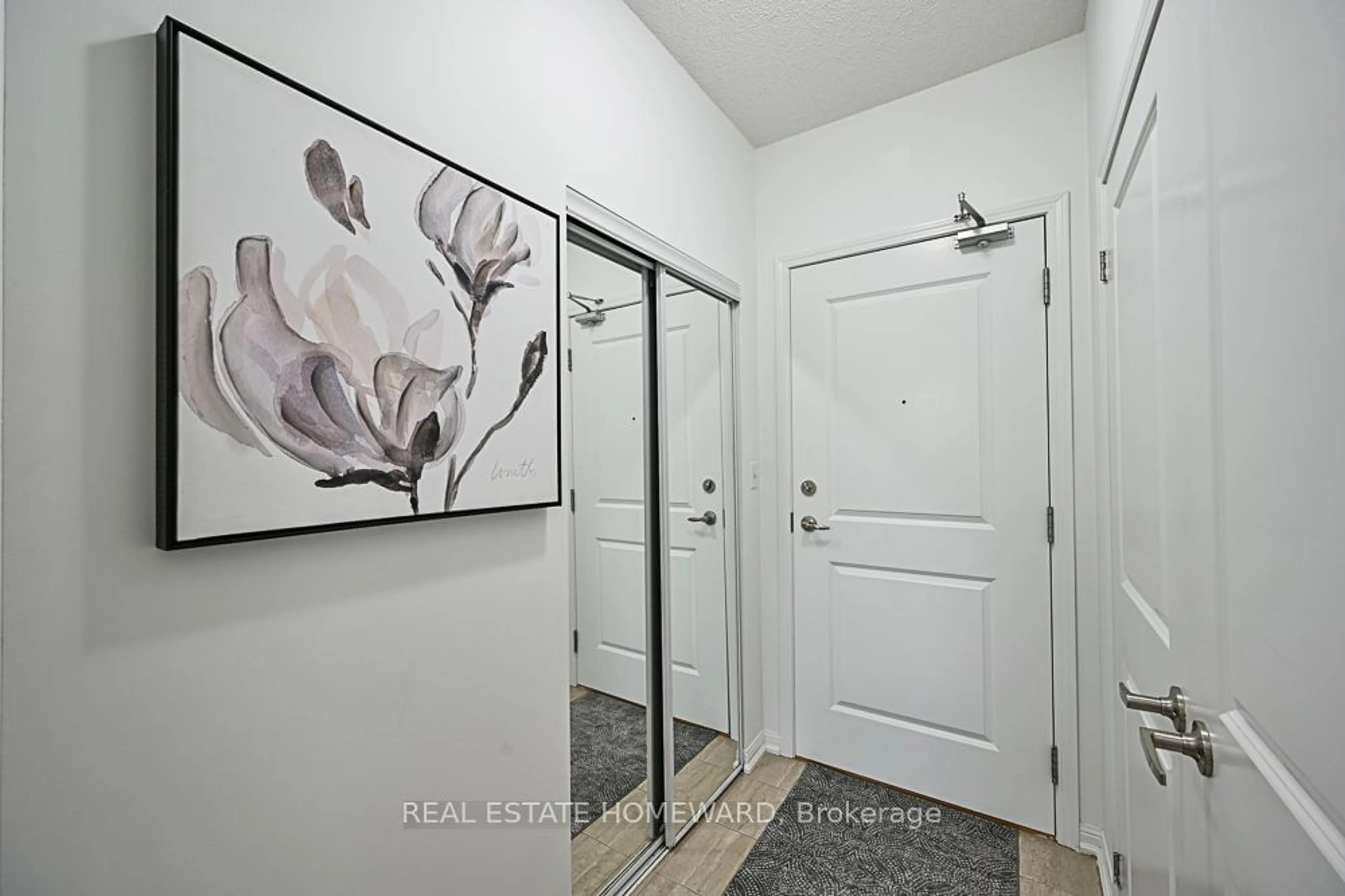 Indoor entryway for 52 Harvey Johnston Way #105, Whitby Ontario L1M 0J7