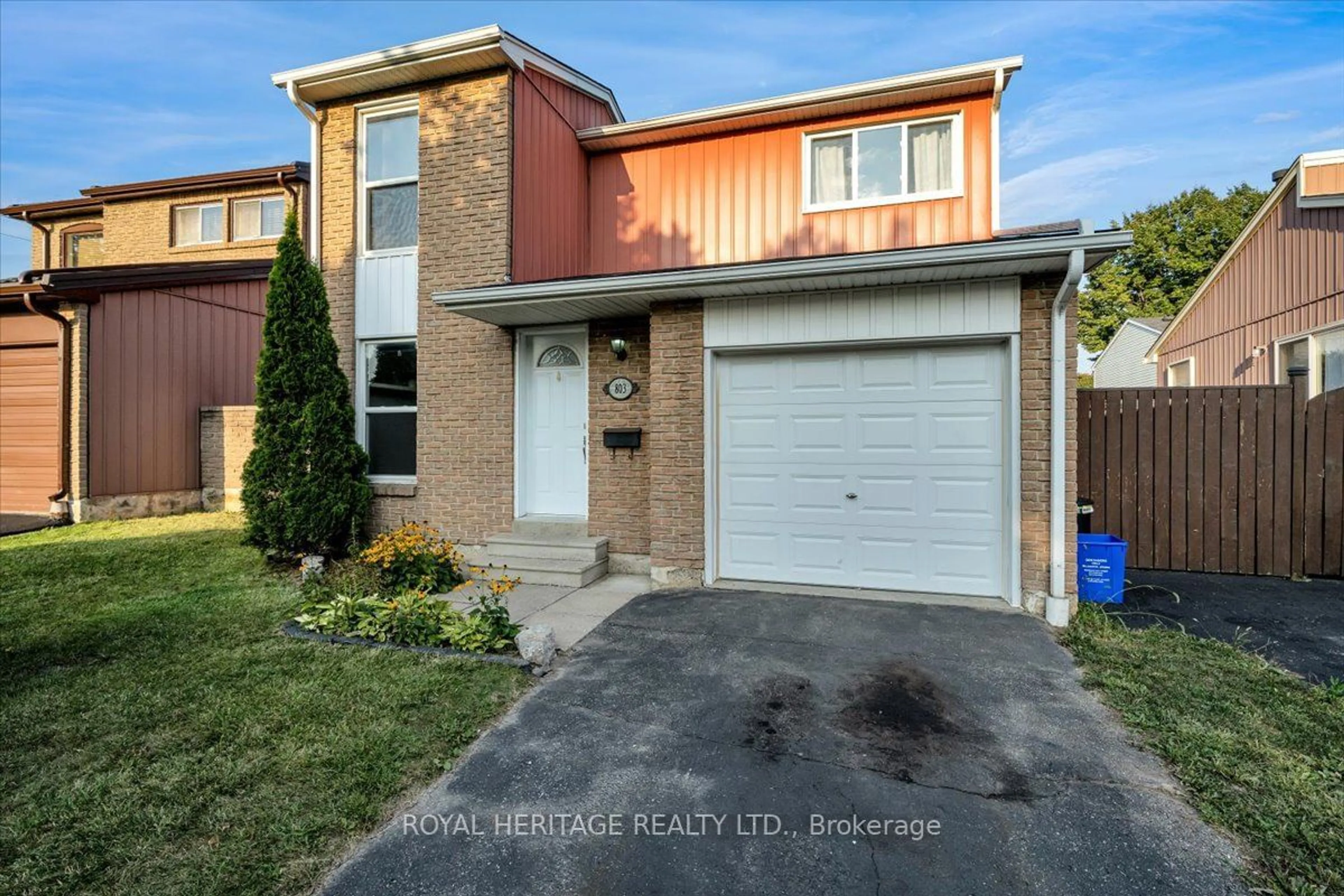 Frontside or backside of a home, the street view for 803 Finley Ave #79, Ajax Ontario L1S 3P9