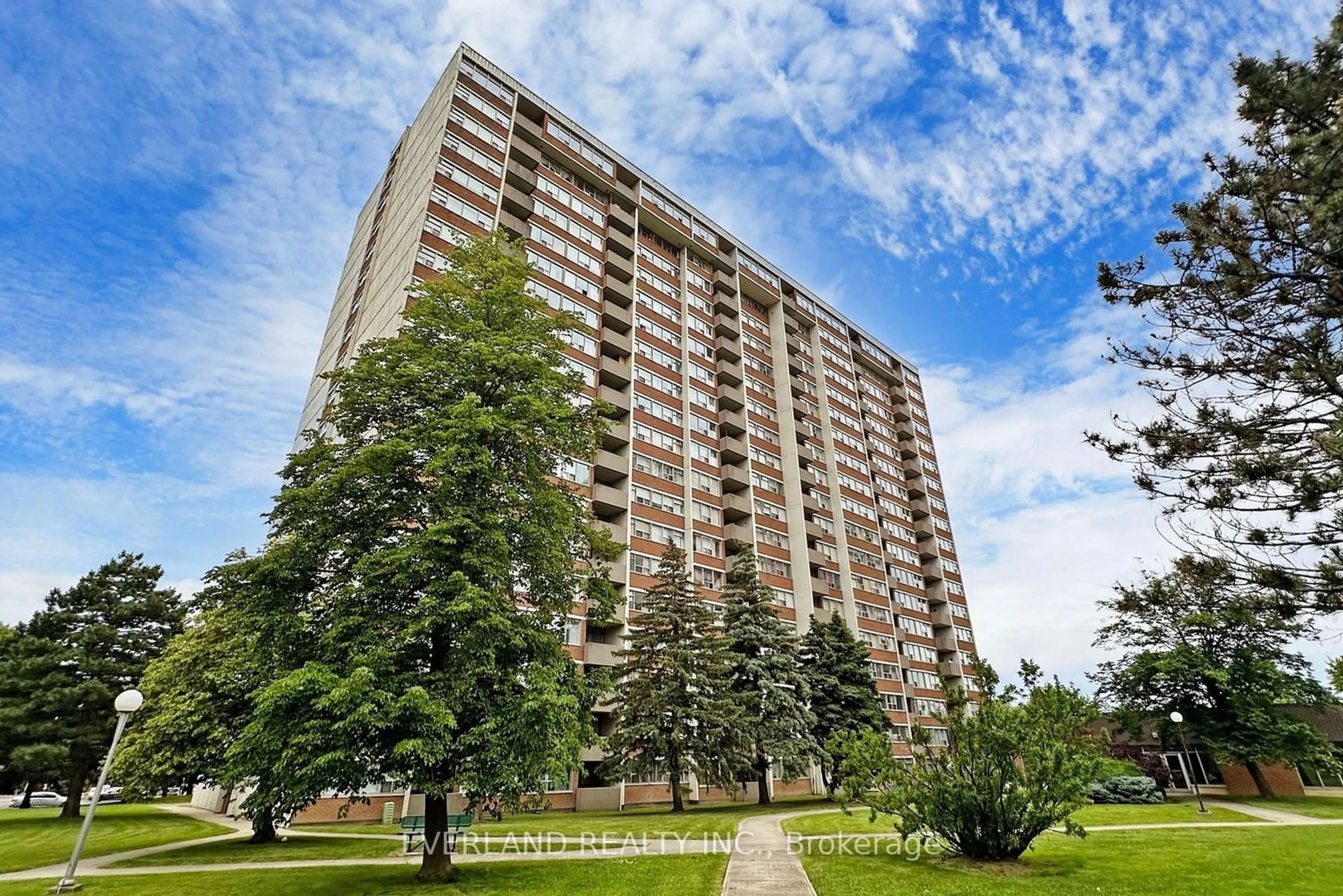 A pic from exterior of the house or condo, the front or back of building for 25 Silver Springs Blvd #512, Toronto Ontario M1V 1M9