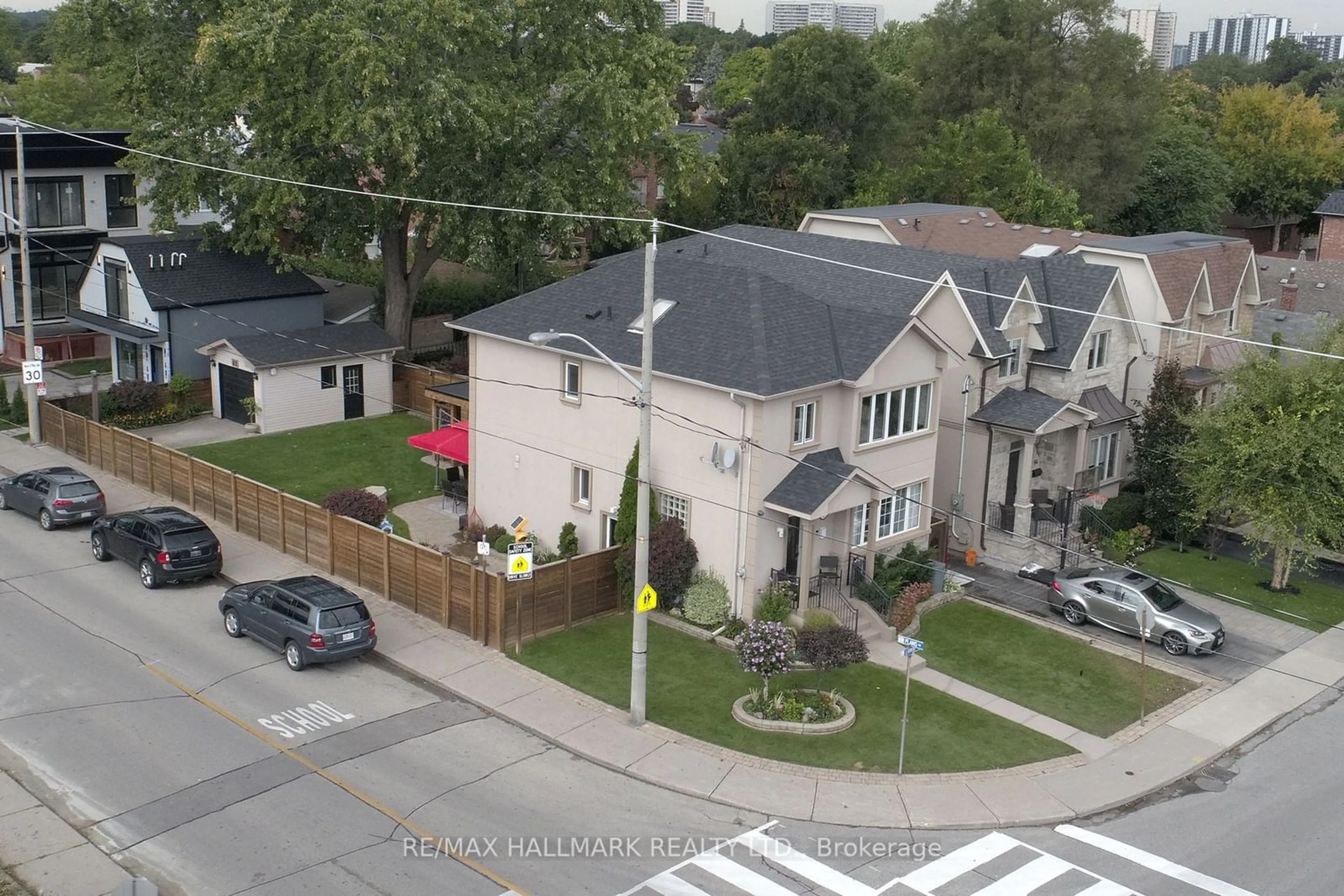 Frontside or backside of a home, the street view for 82 Lankin Blvd, Toronto Ontario M4J 4X3