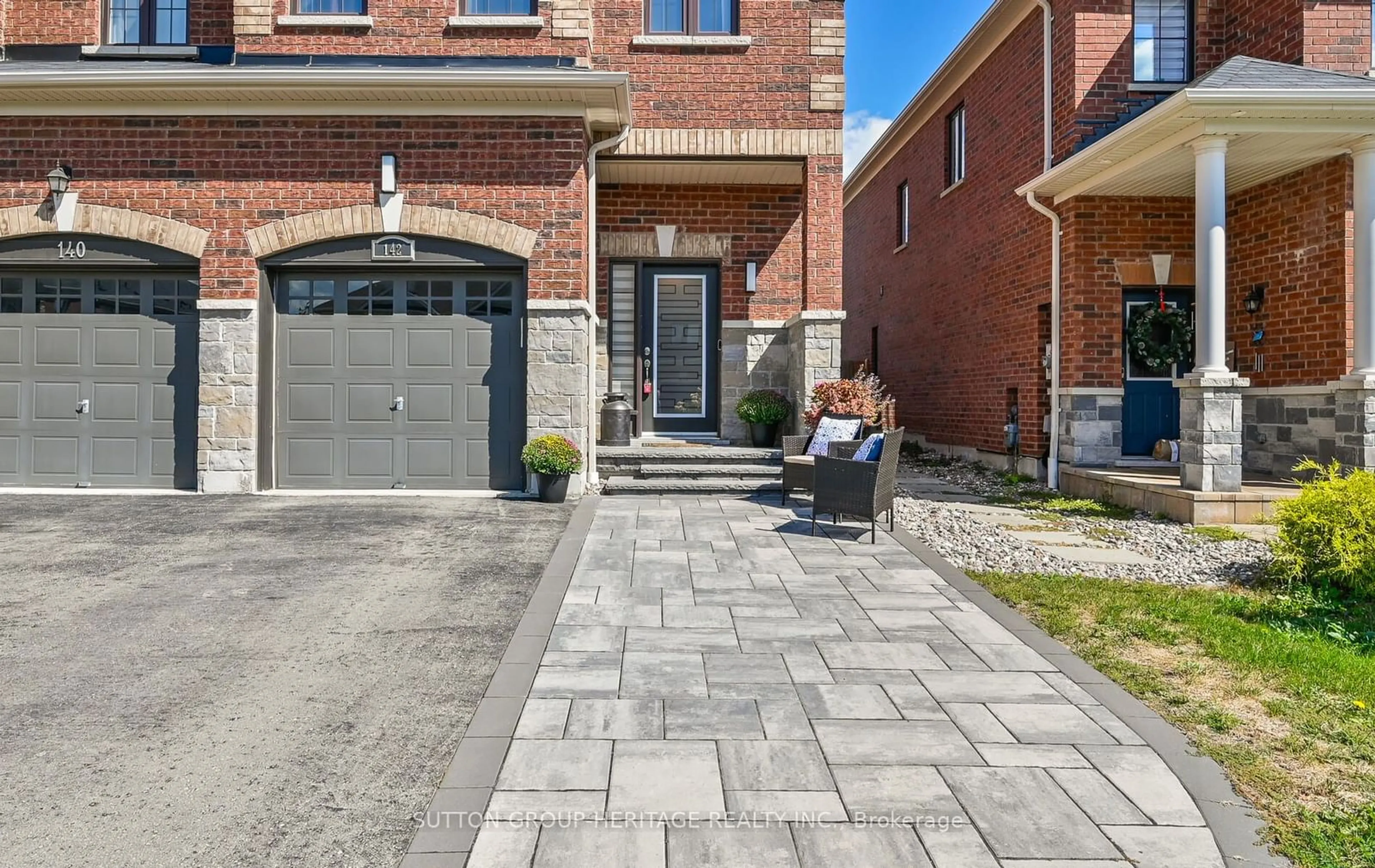 Home with brick exterior material for 142 Underwood Dr, Whitby Ontario L1M 0K9