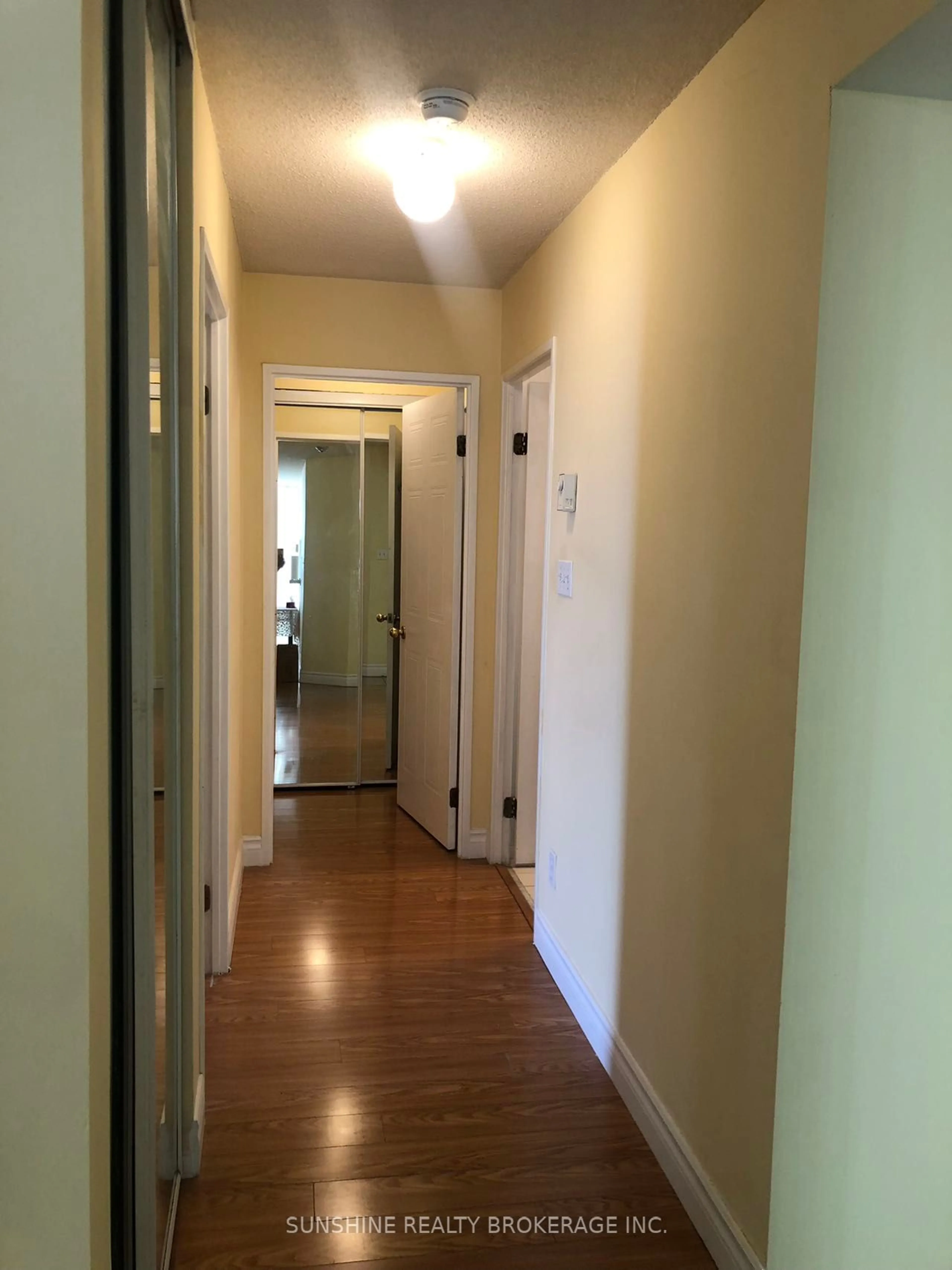 Indoor foyer, unknown floor for 1470 Midland Ave #1501, Toronto Ontario M1P 3B9