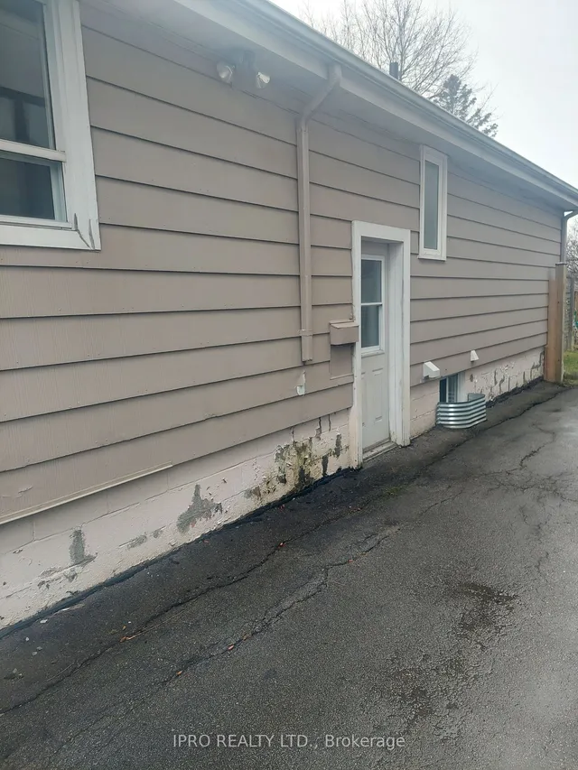 Additional property image - 12 Harewood Ave