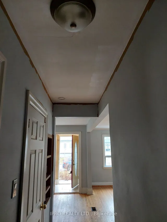Additional property image - 12 Harewood Ave