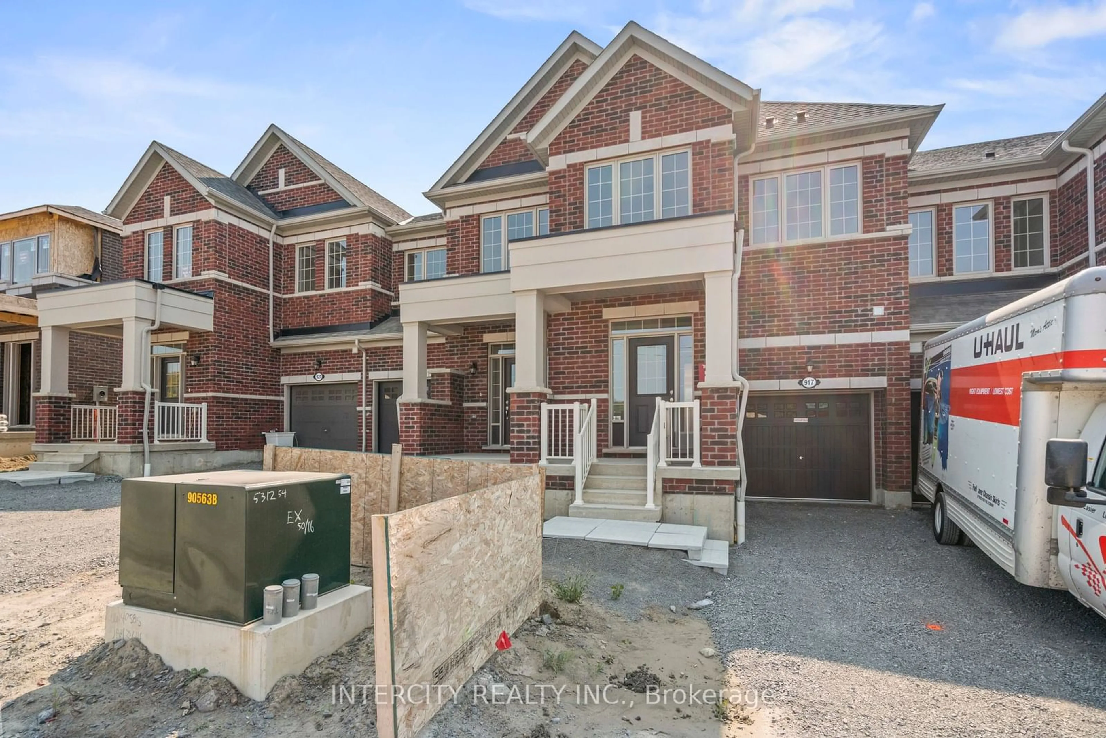 Home with brick exterior material for 917 Elizabeth Mackenzie Dr, Pickering Ontario L1X 0P5