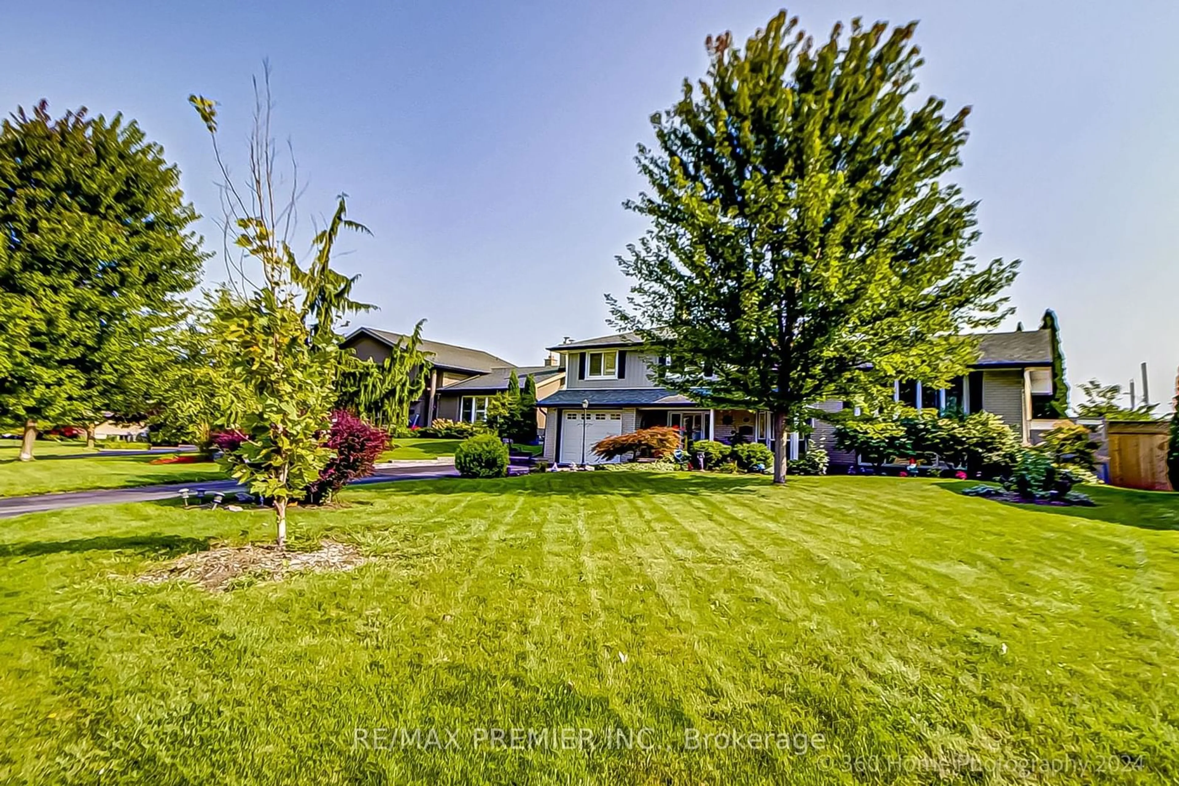 Frontside or backside of a home for 415 Jane Ave, Oshawa Ontario L1J 3L6