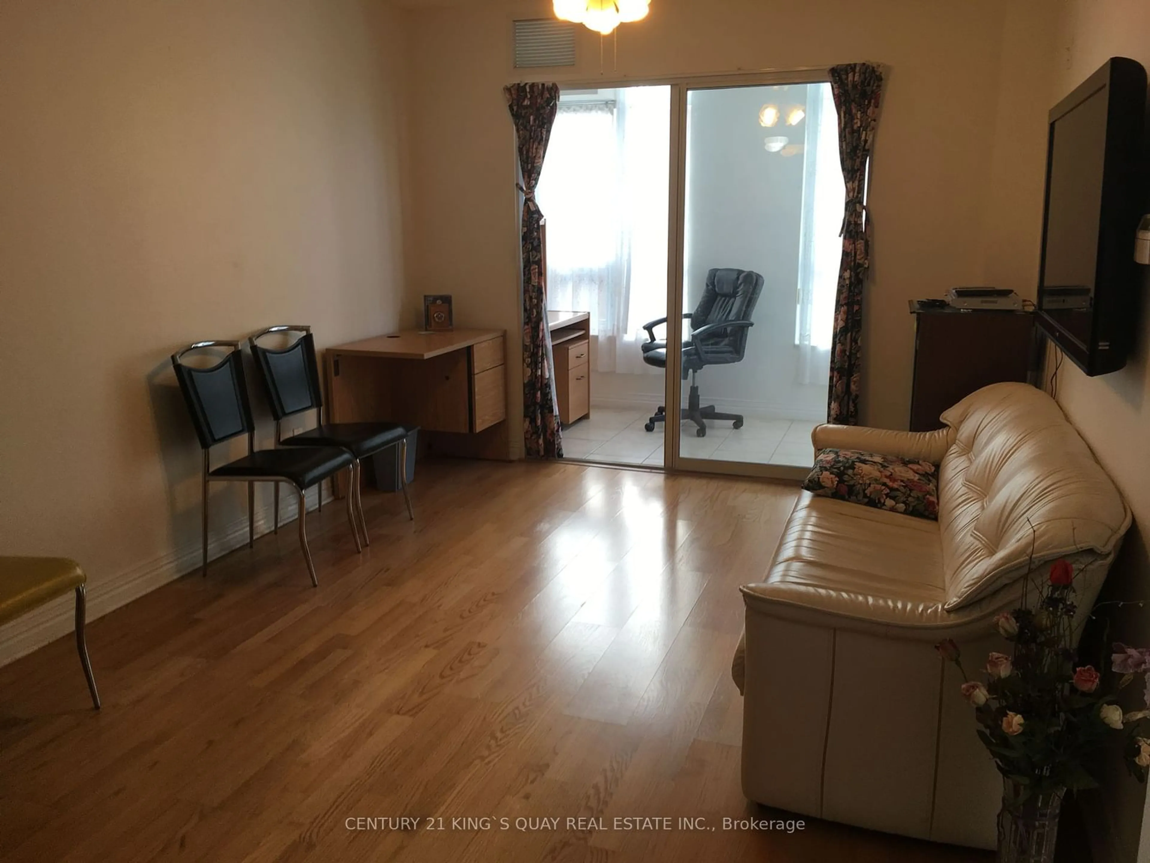 A pic of a room, not visible floor for 100 Scottfield Dr #919, Toronto Ontario M1S 5W5