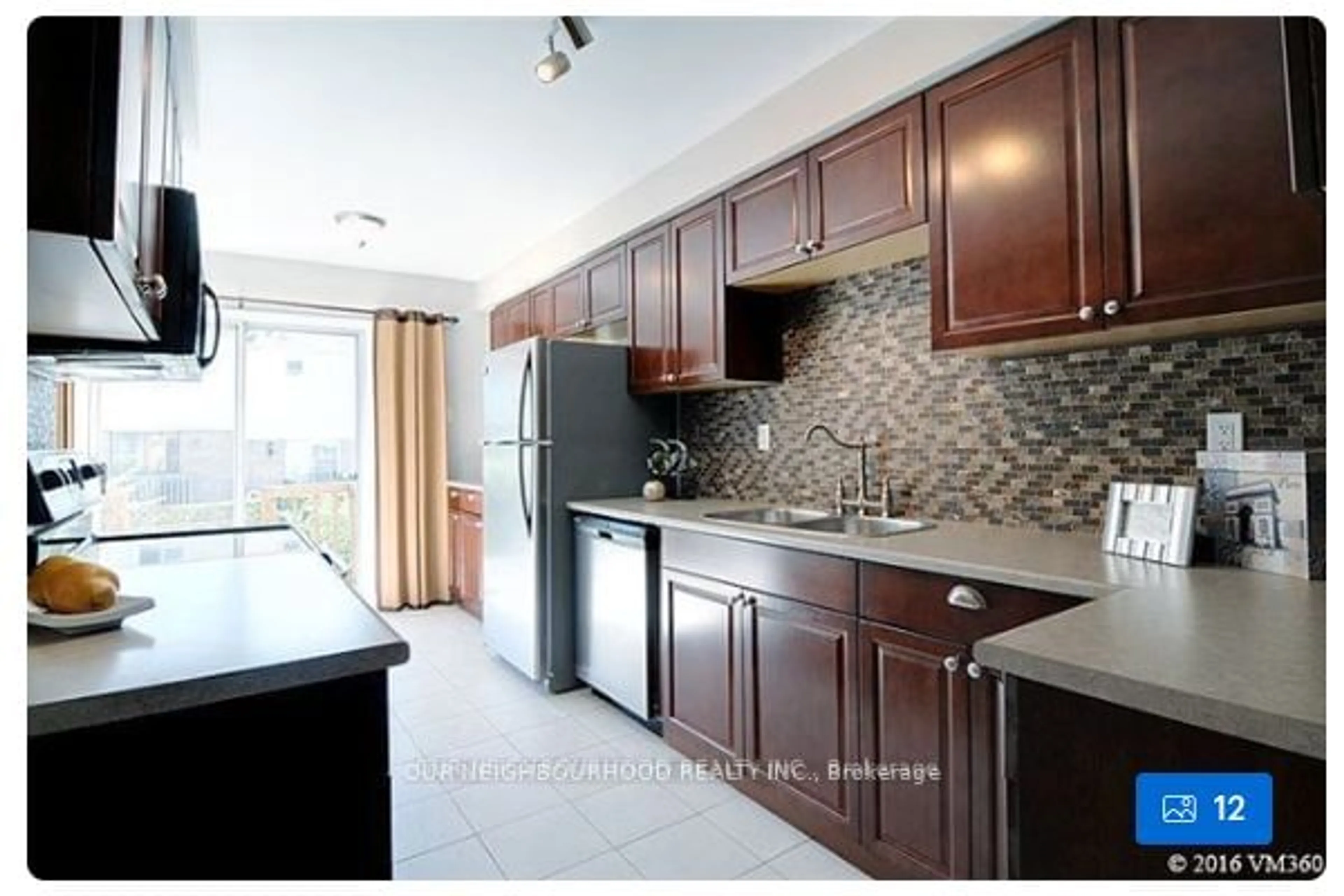 Standard kitchen, ceramic floors, mountain for 89 Poolton Cres, Clarington Ontario L1E 2H5